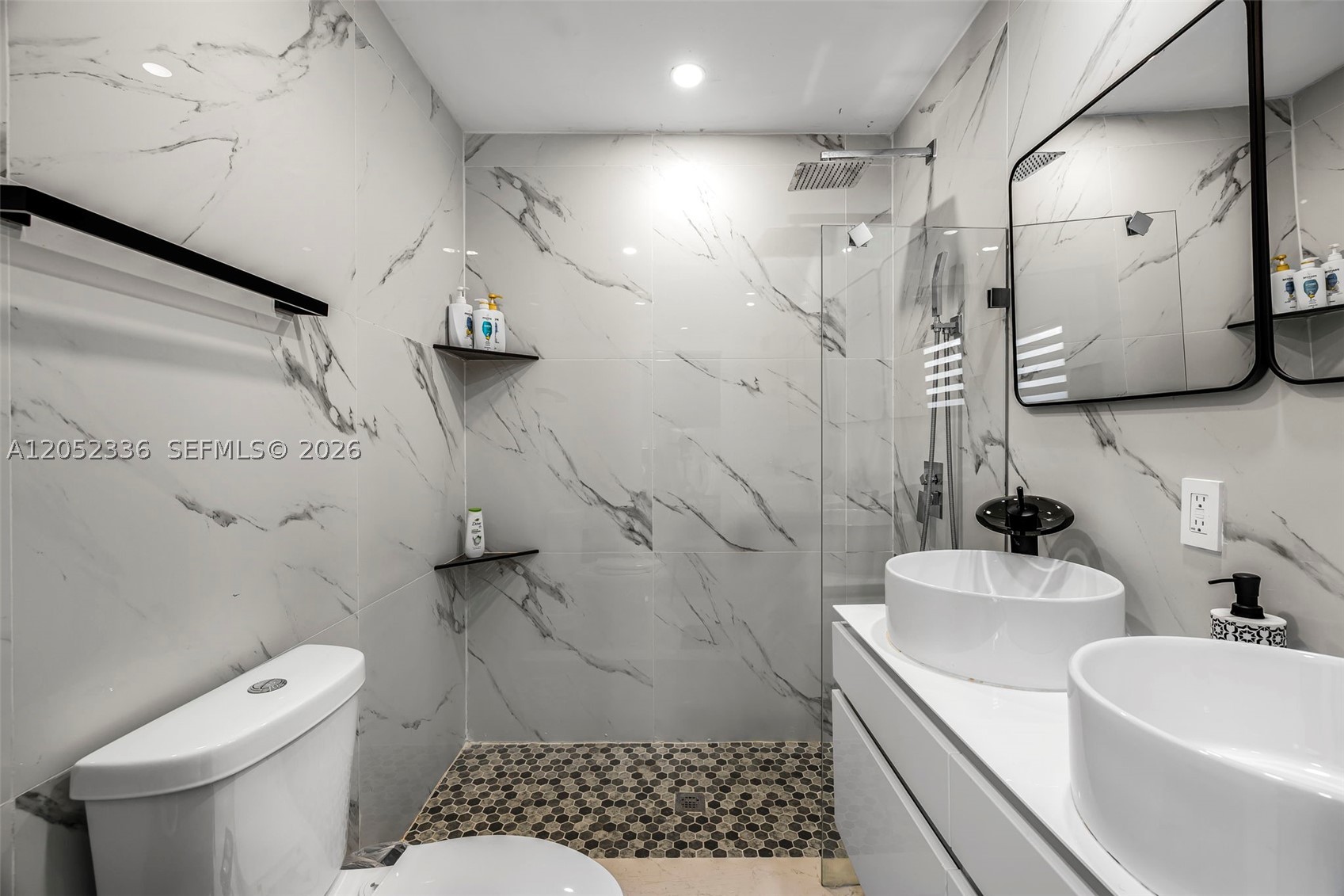 COLUMBIA PARK CORR PL - Residential Lease