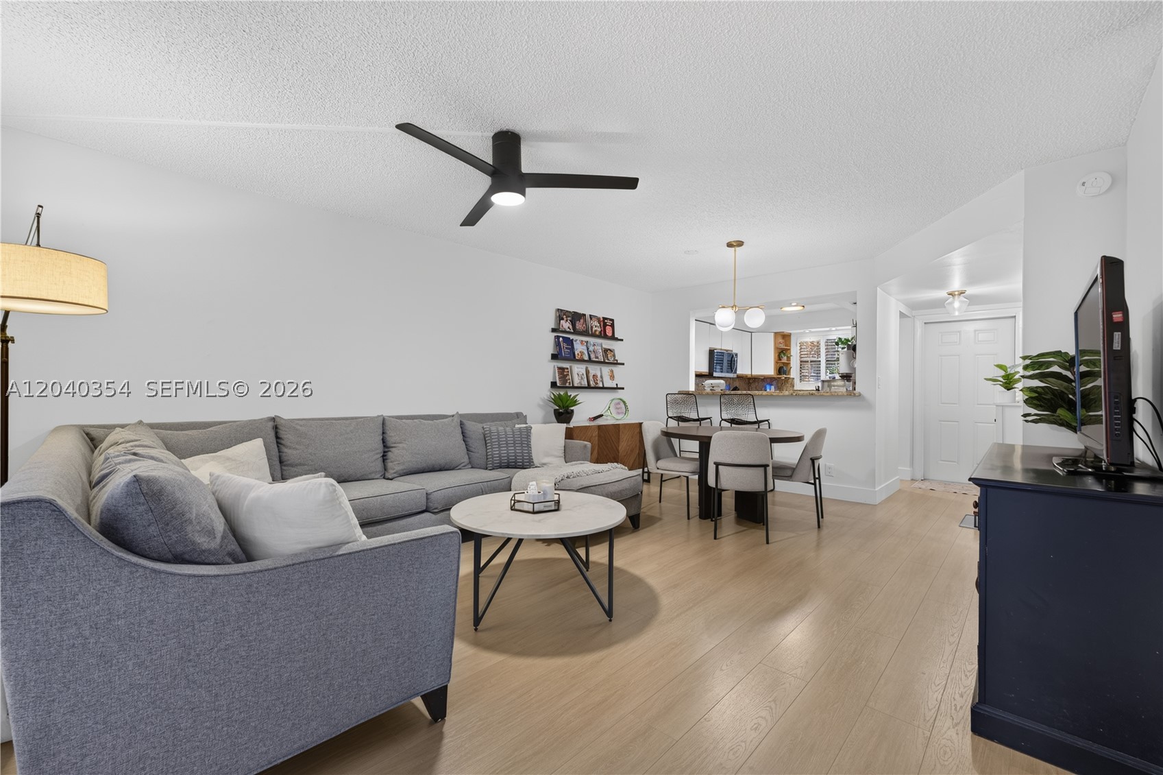 TENNIS CLUB OUTERBRIDGE C - Residential