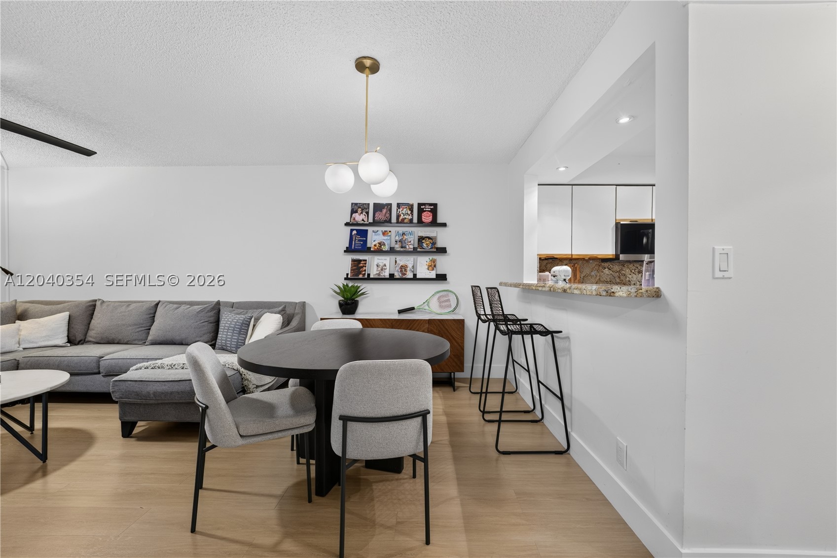 TENNIS CLUB OUTERBRIDGE C - Residential