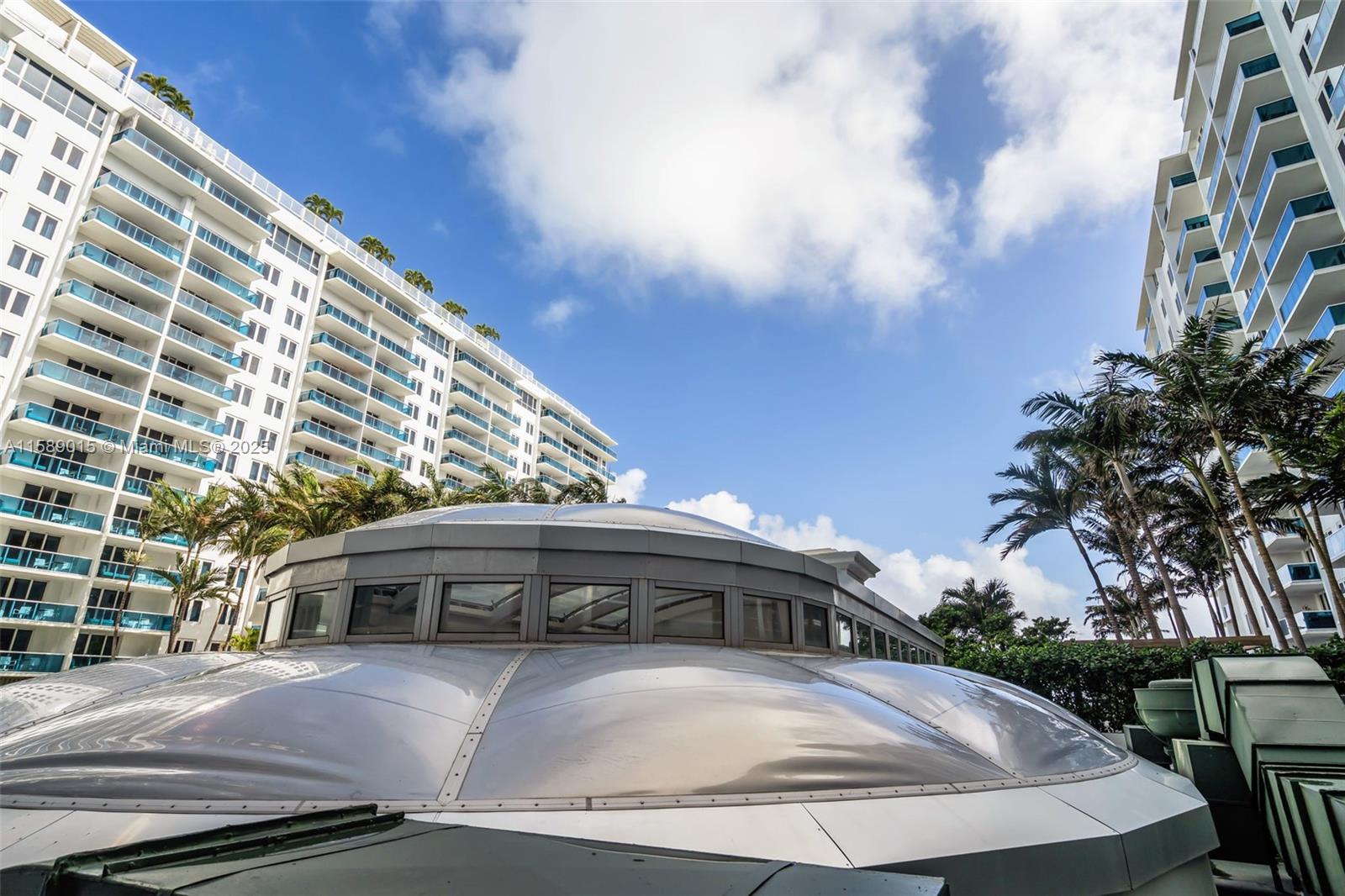 RONEY PALACE CONDO - Residential