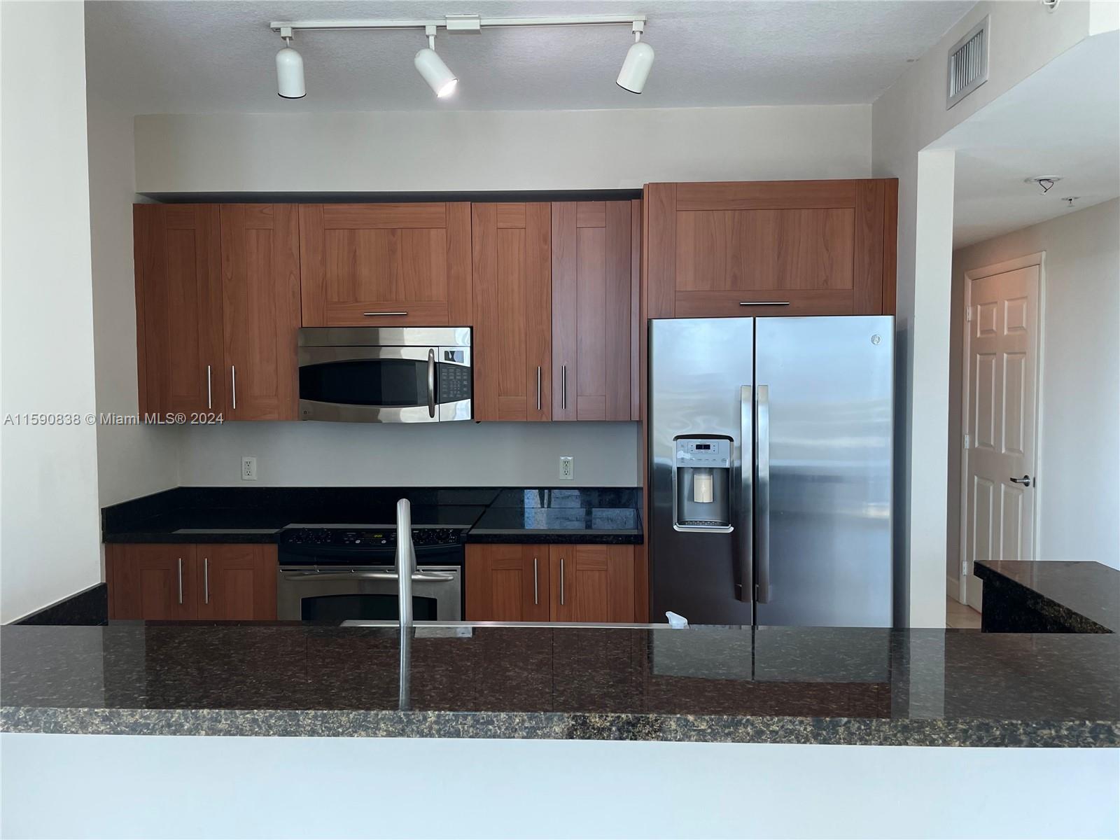 1300 PONCE CONDO - Residential Lease