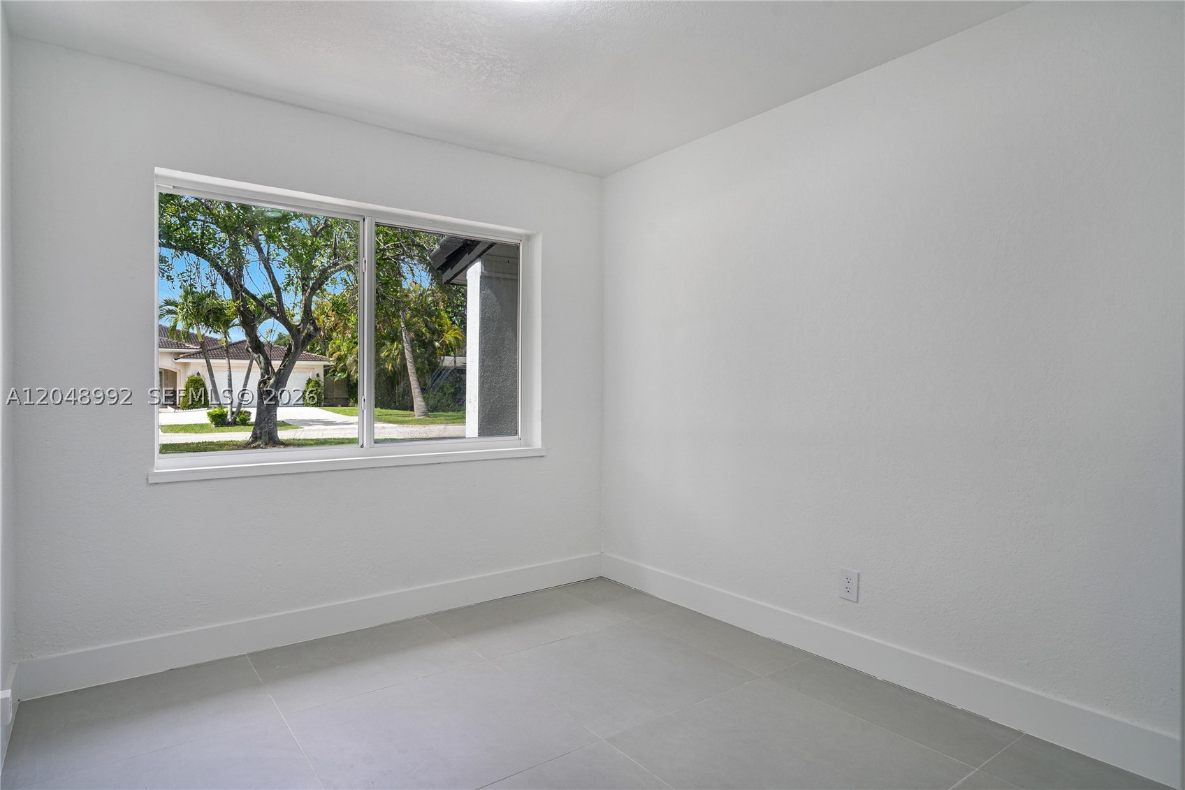 LLOYD ESTATES - Residential