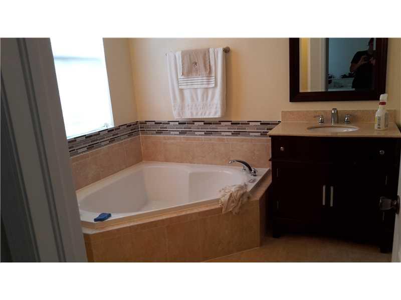 LAS RAMBLAS - Residential Lease