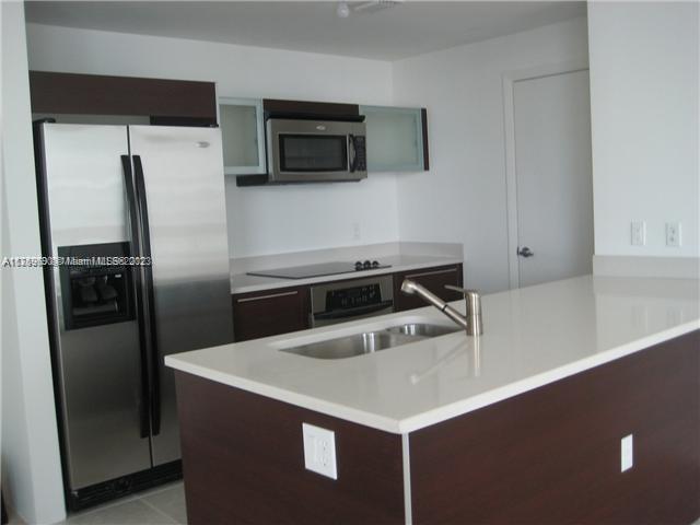 QUANTUM ON THE BAY CONDO - Residential Lease