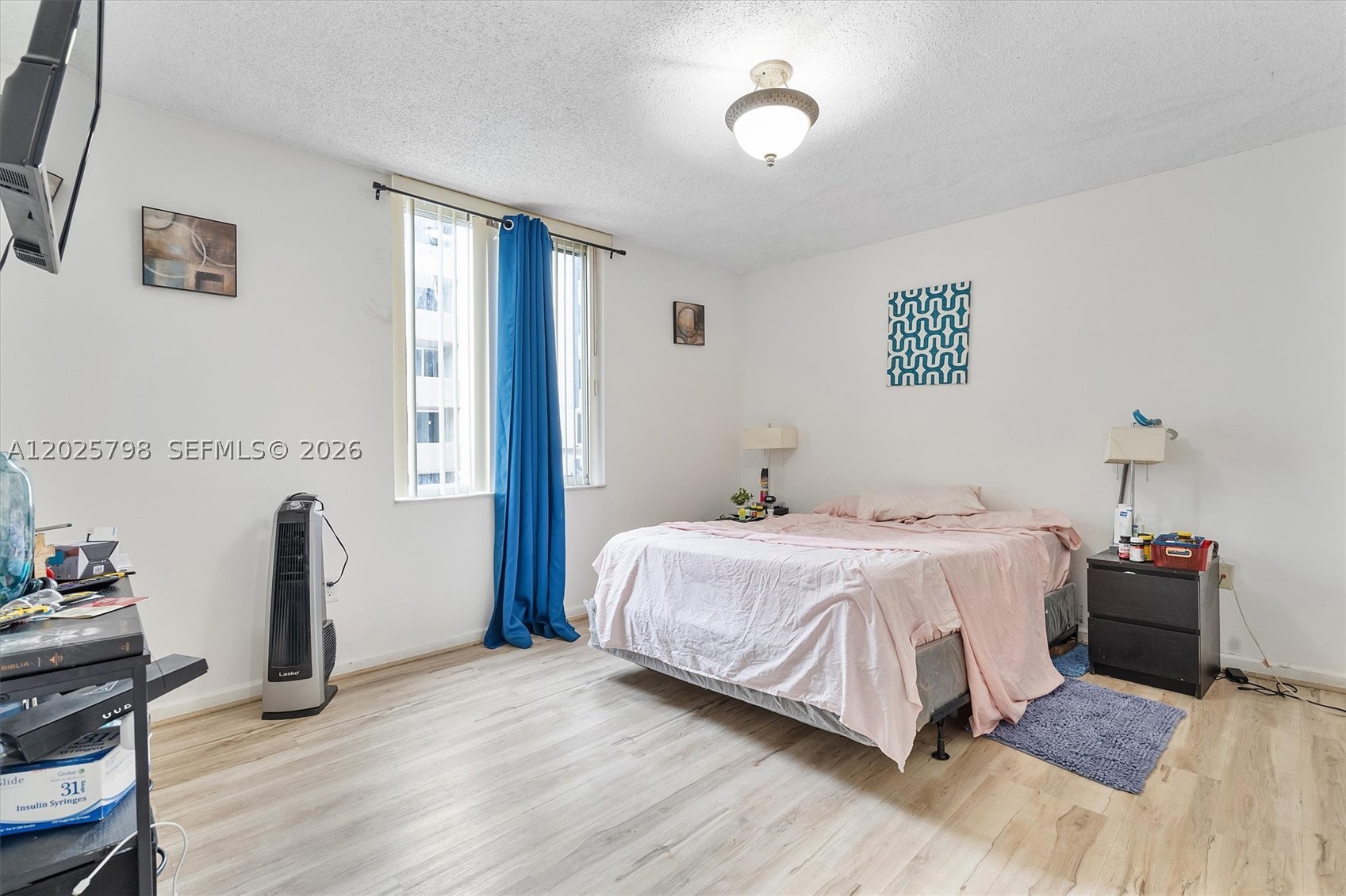 SAMARI LAKE EAST CONDO - Residential