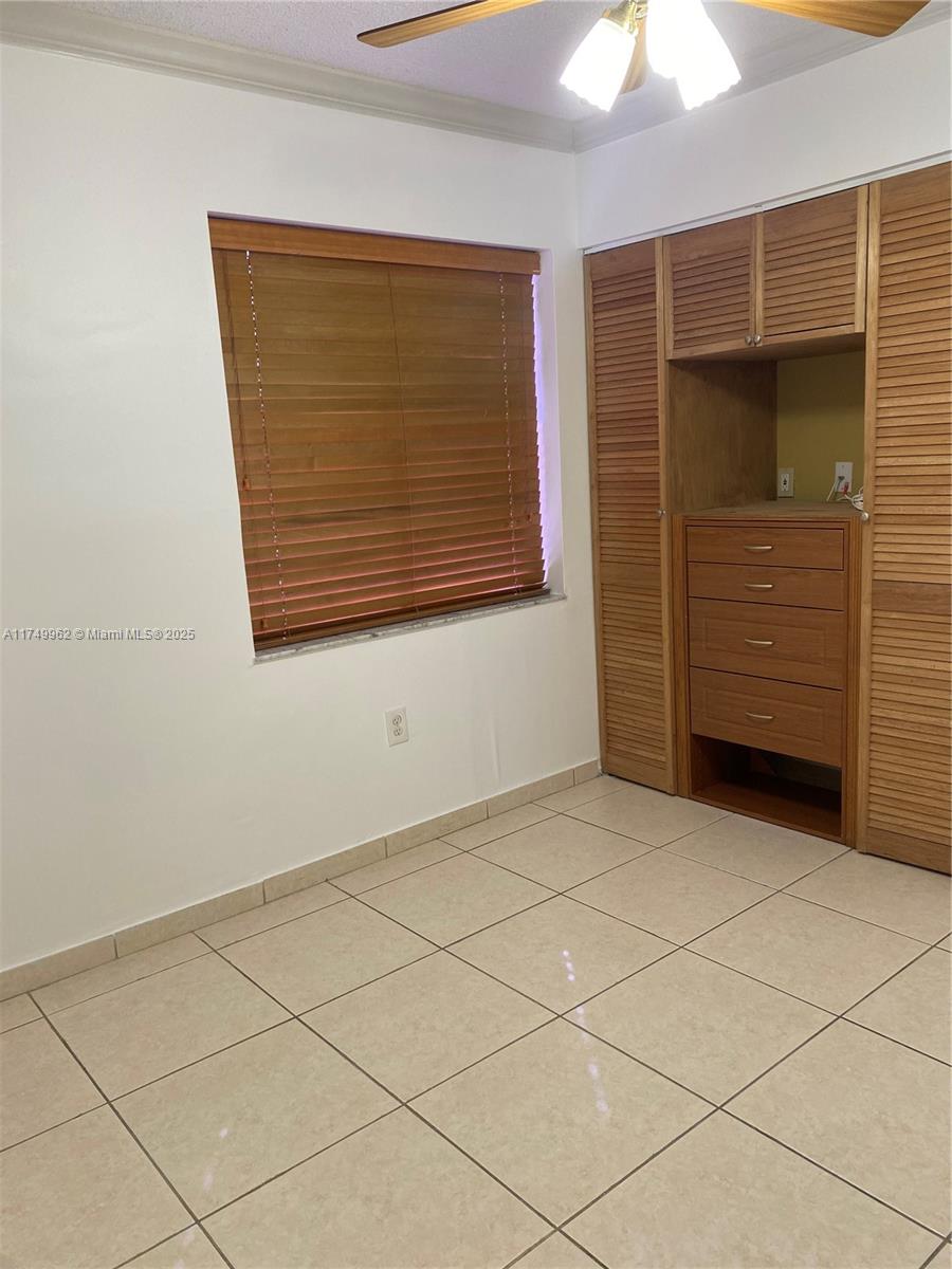 LAKE POINTE SEC 2 - Residential Lease
