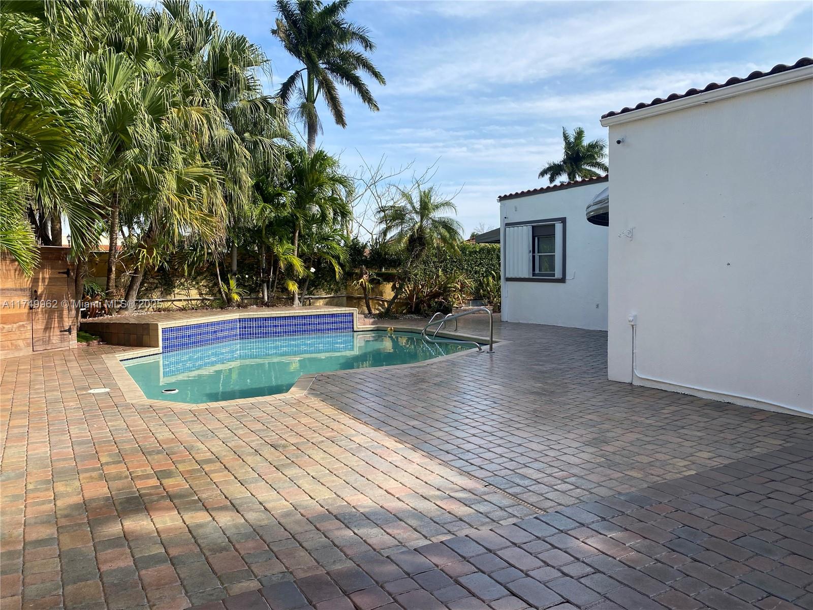 LAKE POINTE SEC 2 - Residential Lease