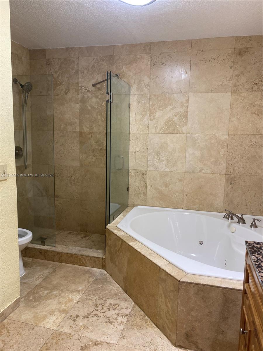 LAKE POINTE SEC 2 - Residential Lease