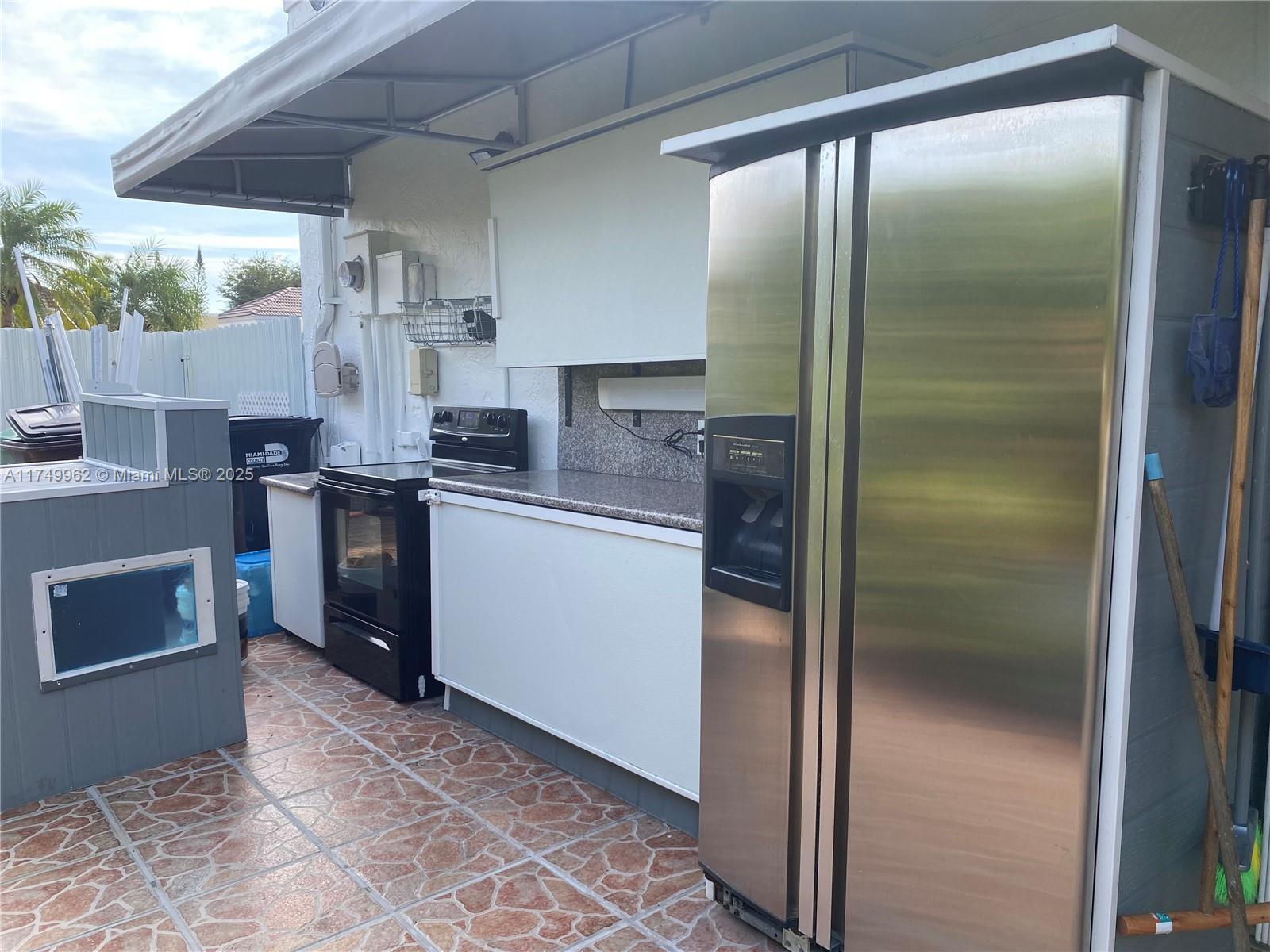 LAKE POINTE SEC 2 - Residential Lease
