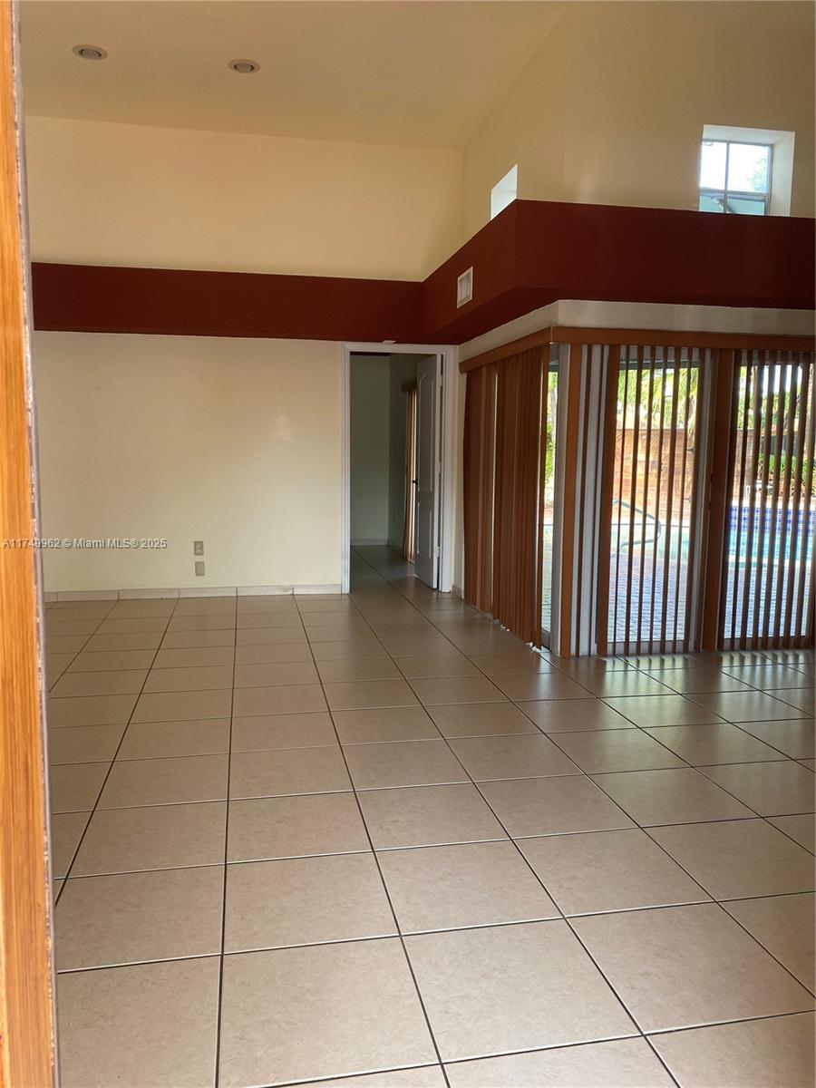 LAKE POINTE SEC 2 - Residential Lease