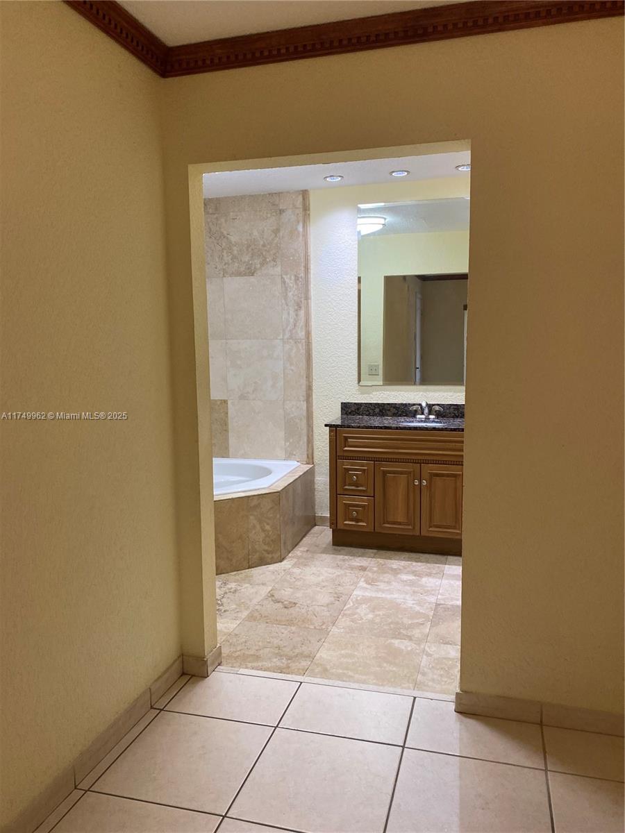LAKE POINTE SEC 2 - Residential Lease