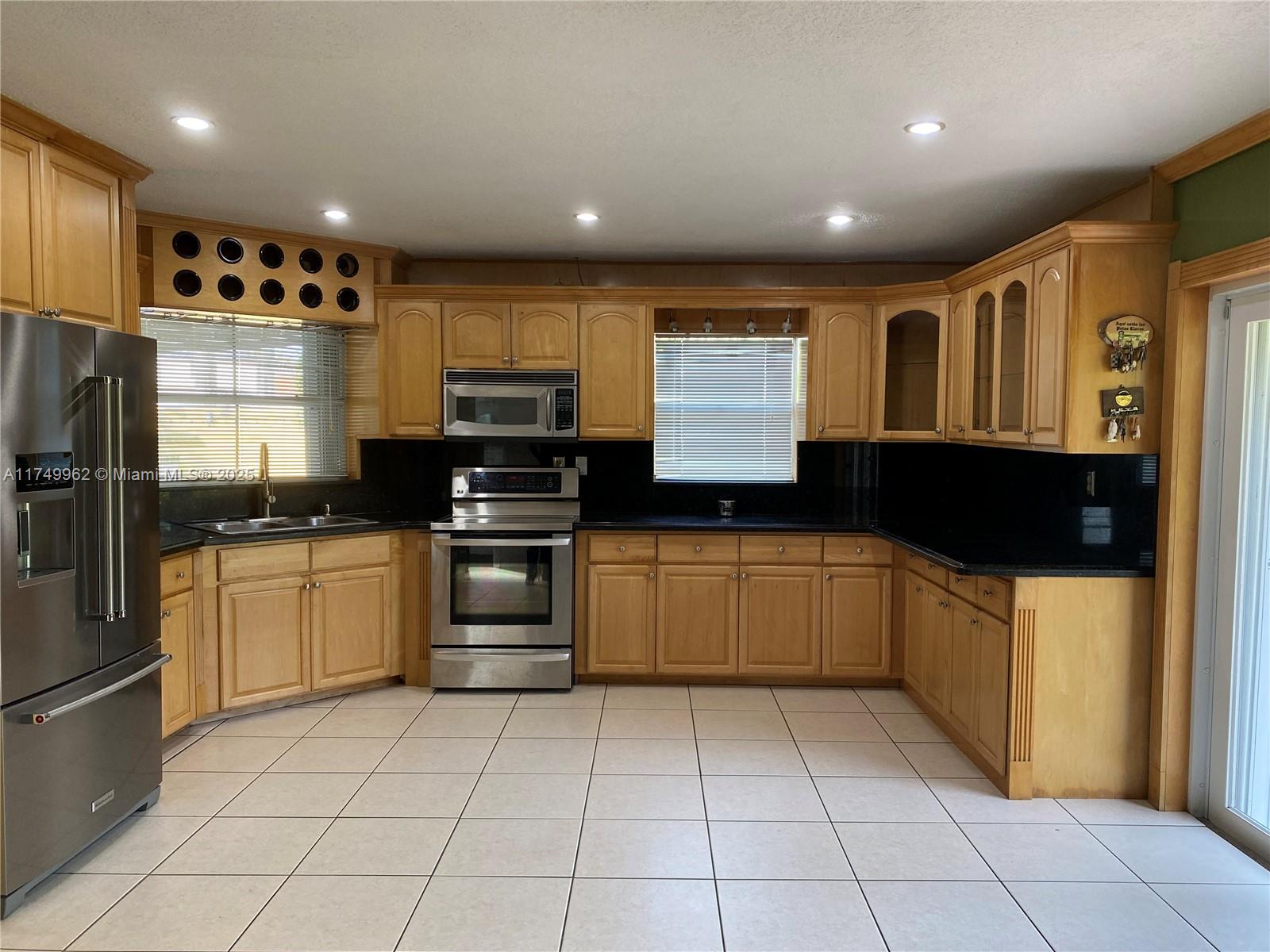 LAKE POINTE SEC 2 - Residential Lease