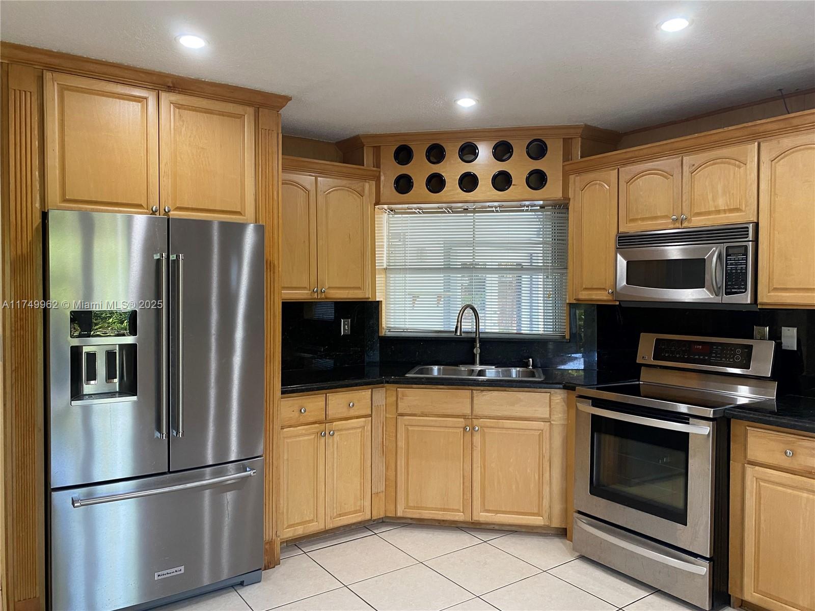 LAKE POINTE SEC 2 - Residential Lease