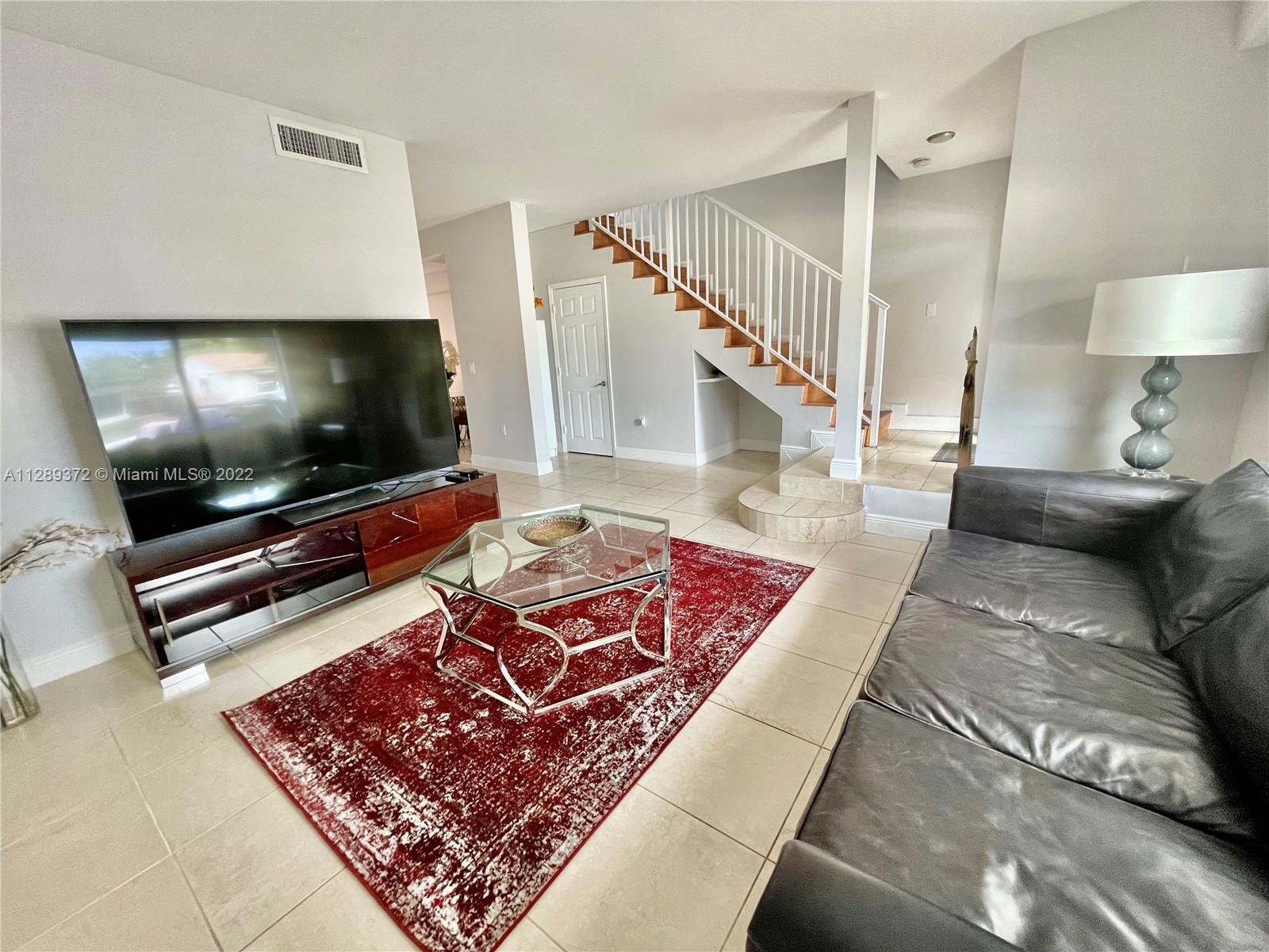 HOLLYWOOD SOUTH SIDE ADD - Residential Lease