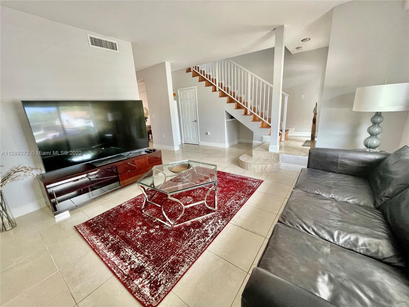 HOLLYWOOD SOUTH SIDE ADD - Residential Lease