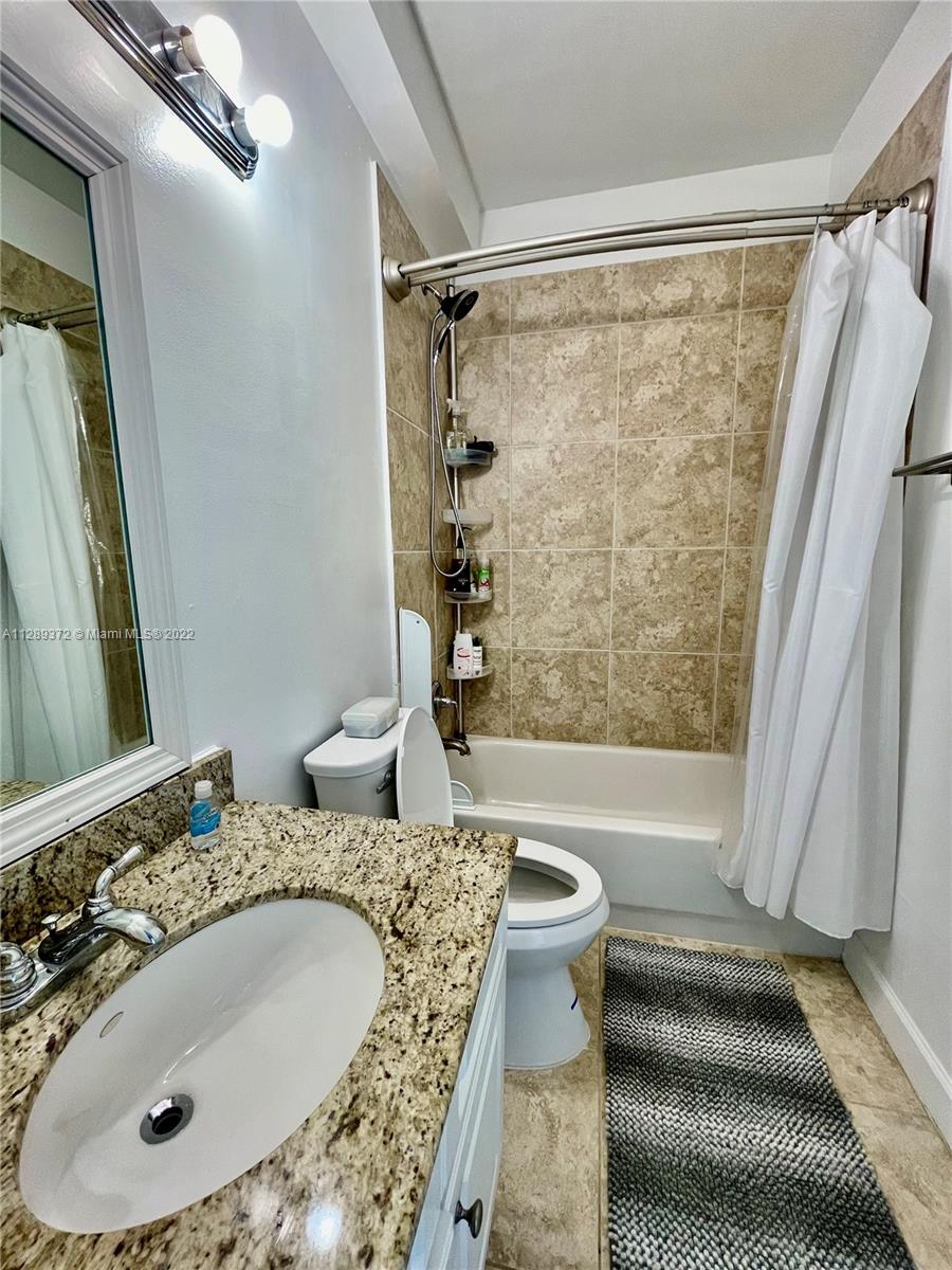 HOLLYWOOD SOUTH SIDE ADD - Residential Lease