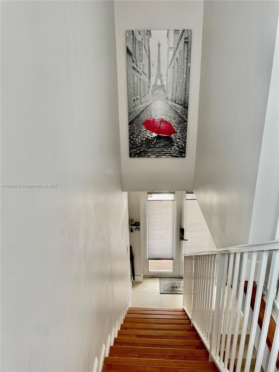 HOLLYWOOD SOUTH SIDE ADD - Residential Lease