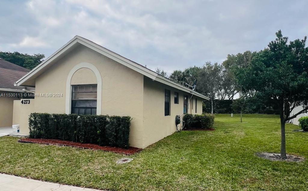SUNRISE MANOR WEST - Residential Lease