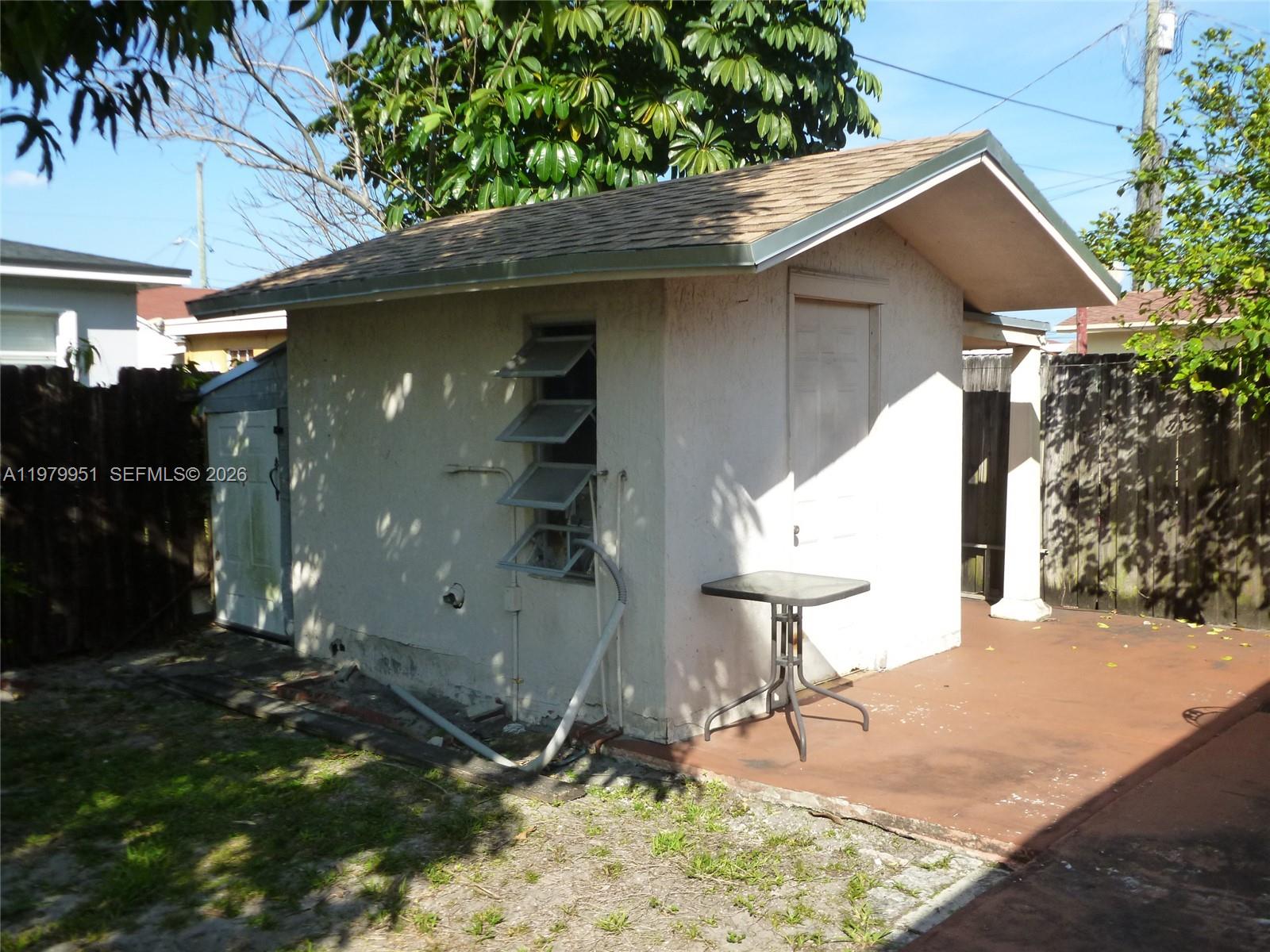GRAPELAND HEIGHTS - Residential