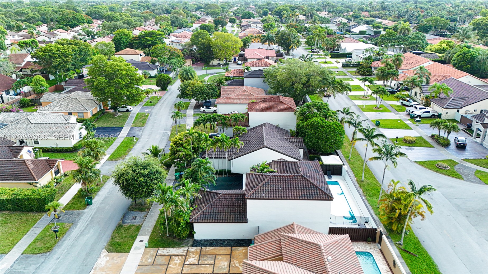 KENLAND HOMES - Residential