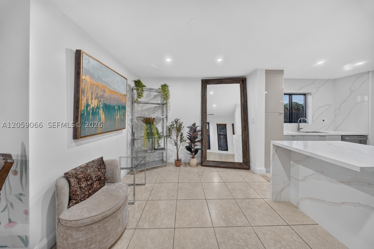 KENLAND HOMES - Residential