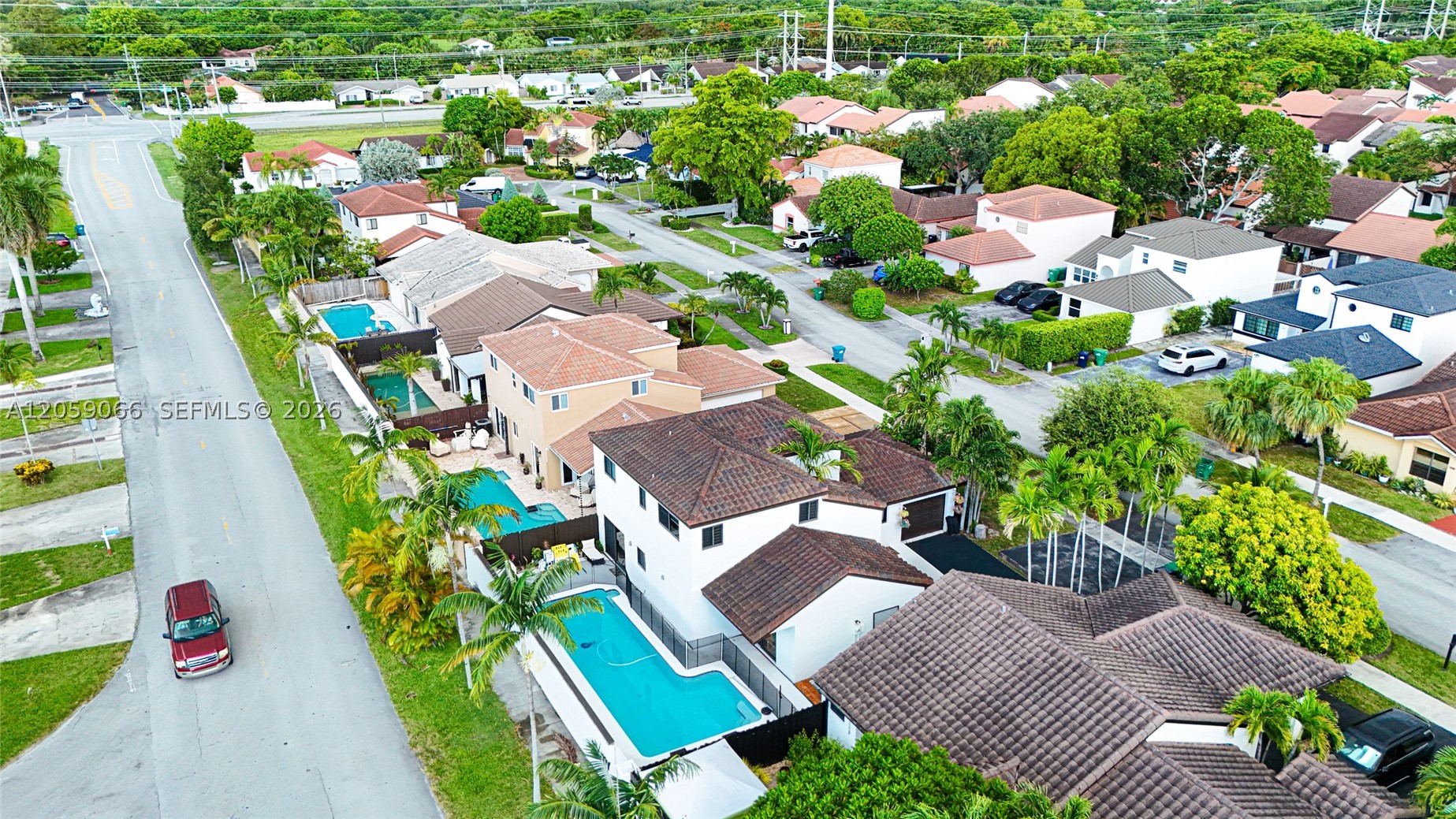 KENLAND HOMES - Residential