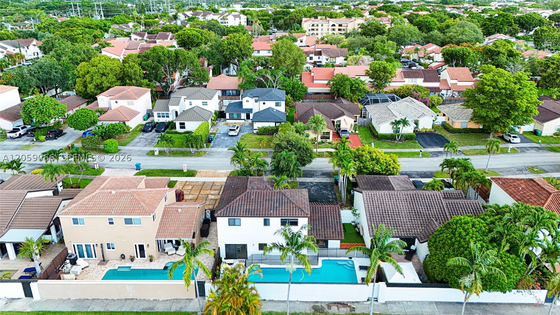 KENLAND HOMES - Residential