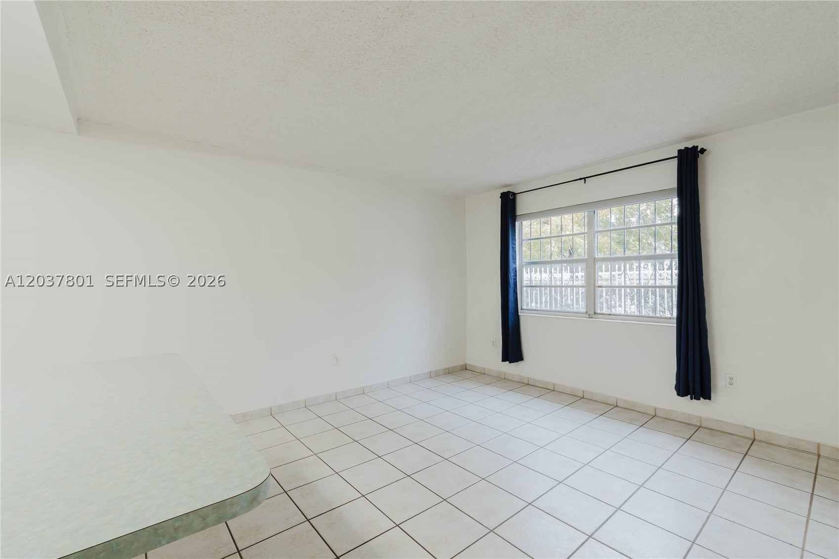 WINDSOR ESTATES CONDO NO - Residential Lease