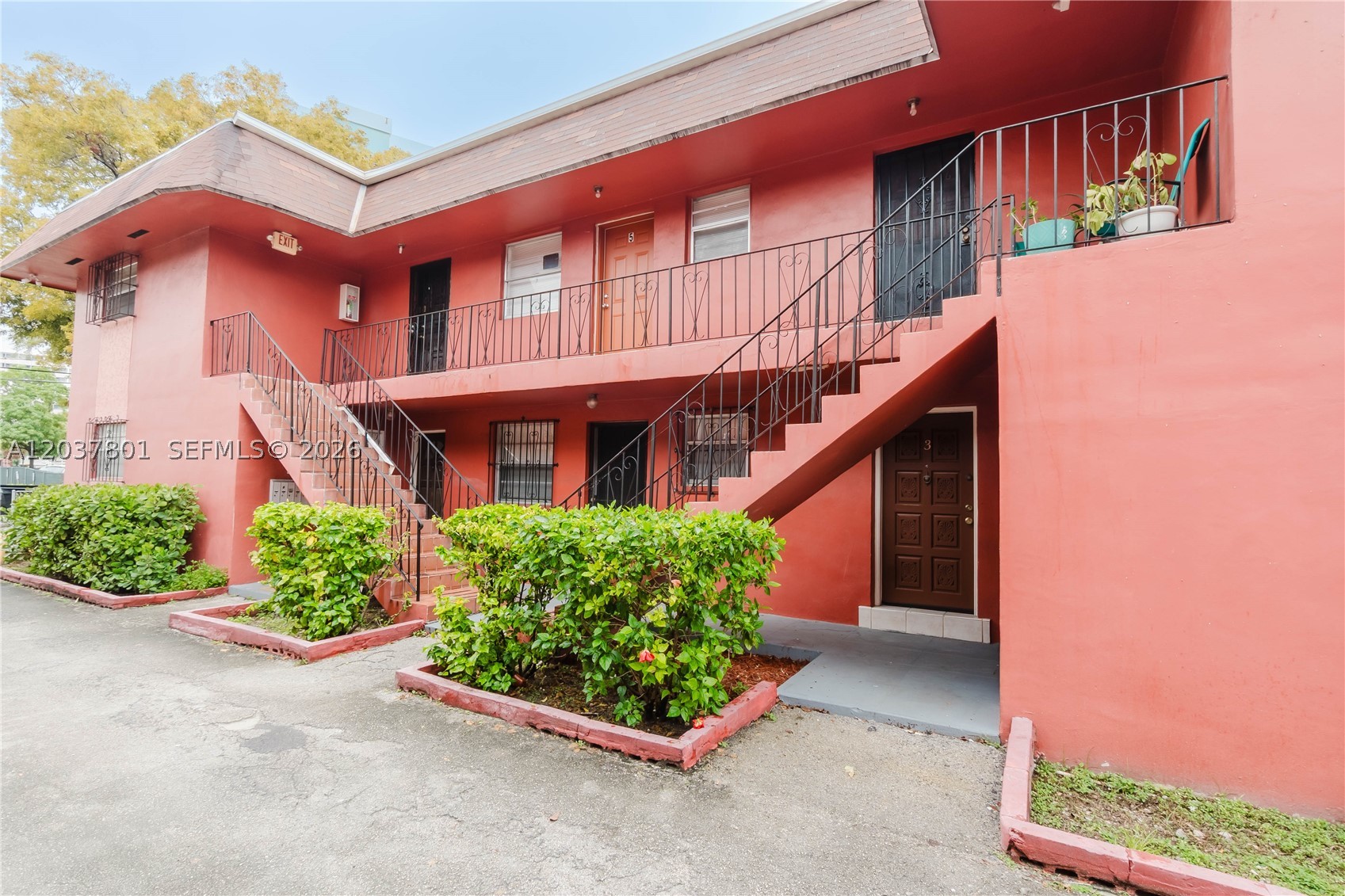 WINDSOR ESTATES CONDO NO - Residential Lease