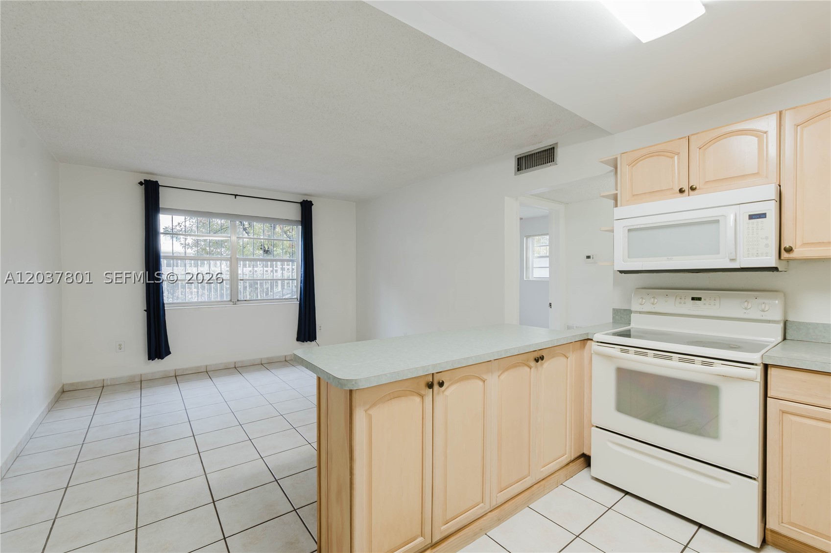 WINDSOR ESTATES CONDO NO - Residential Lease