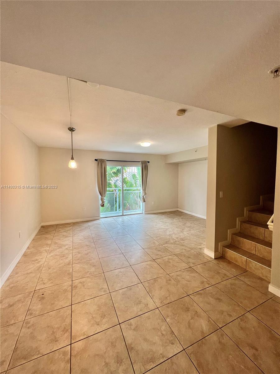 LAS BRISAS OF MIAMI BEACH - Residential