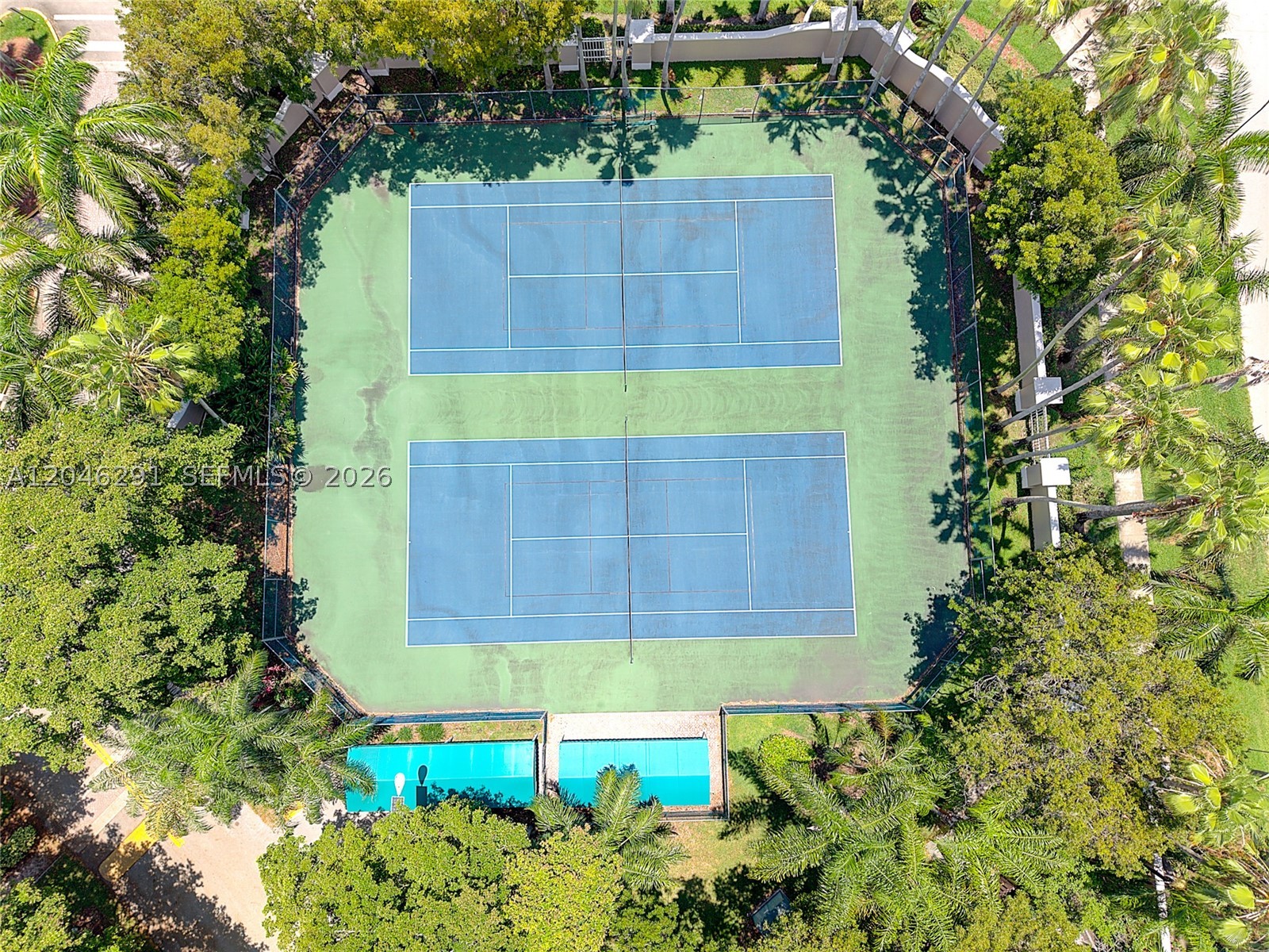 FOUR LAKES SEC 1 - Residential