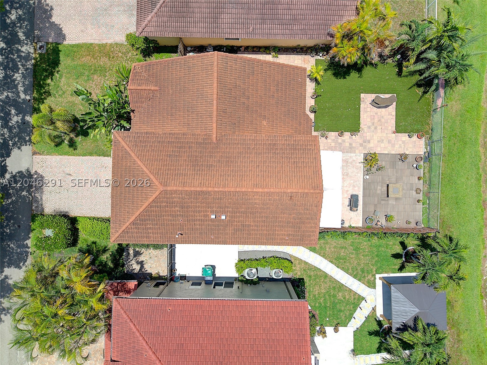 FOUR LAKES SEC 1 - Residential