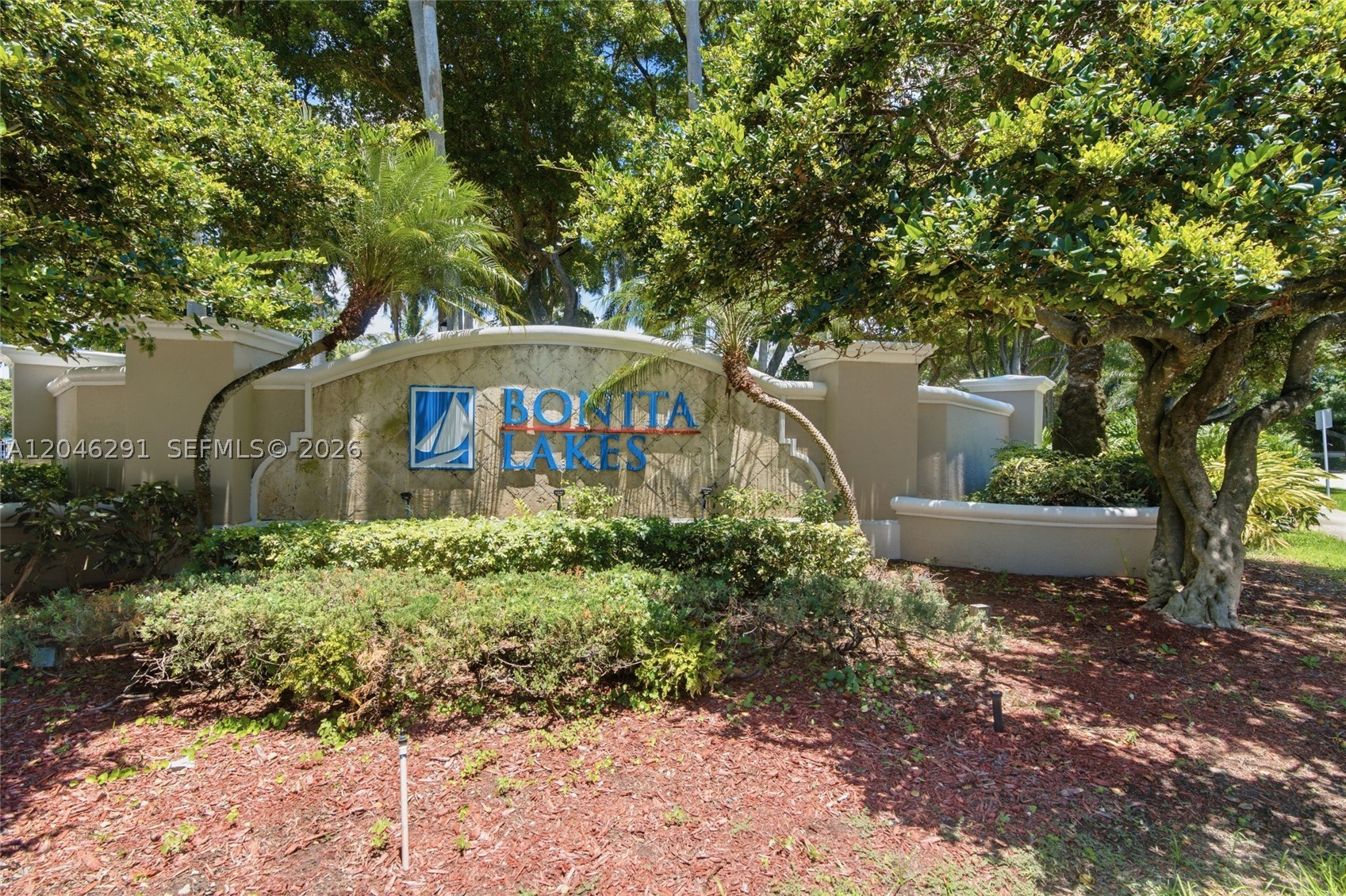FOUR LAKES SEC 1 - Residential