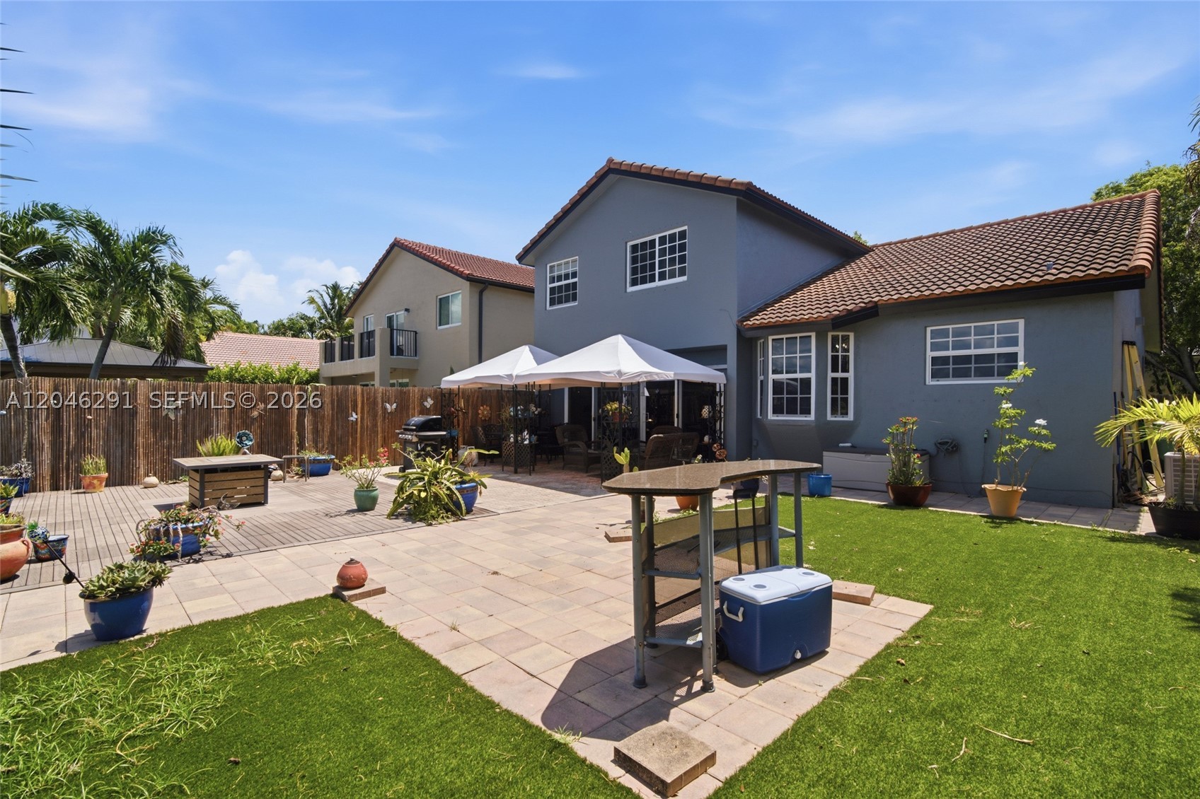 FOUR LAKES SEC 1 - Residential
