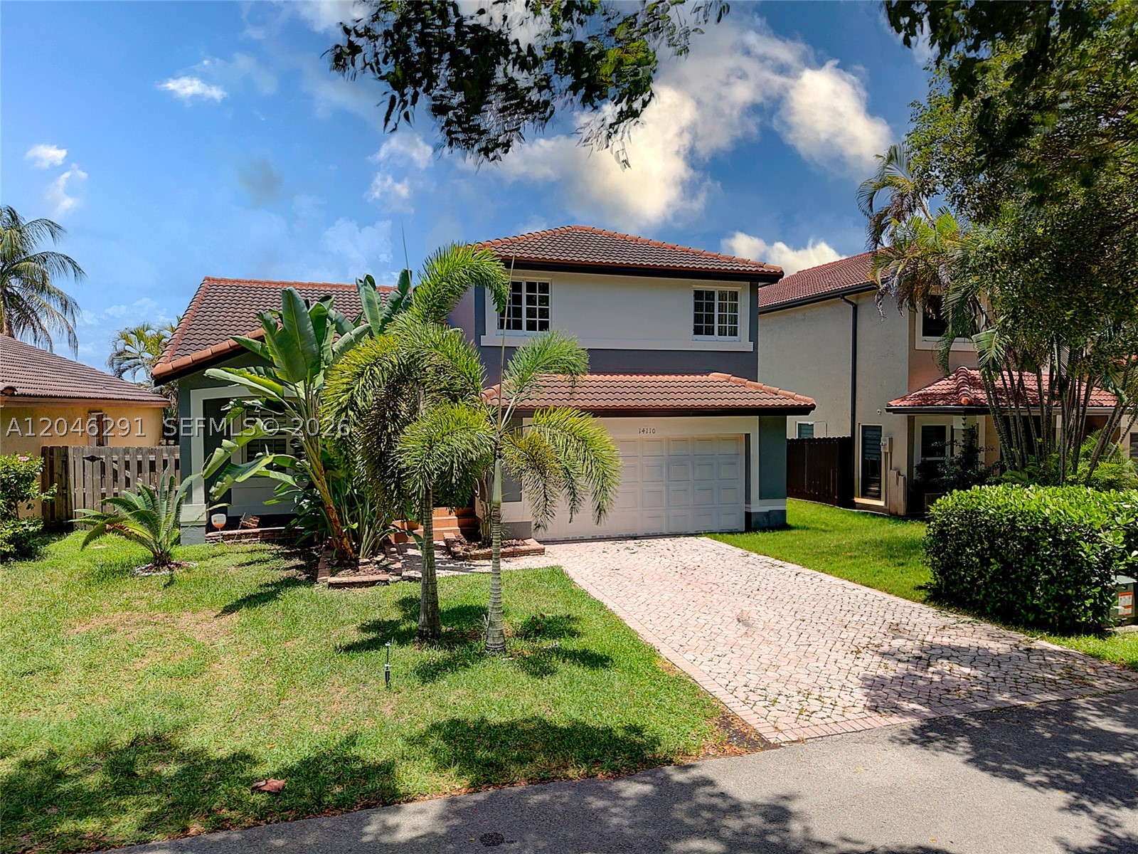 FOUR LAKES SEC 1 - Residential