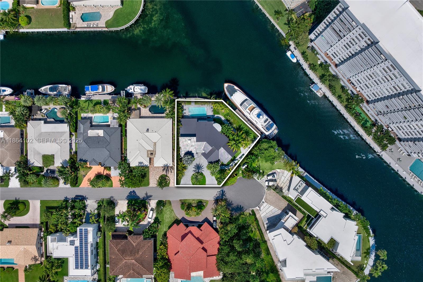 GOLDEN ISLES SEC A REV PL - Residential