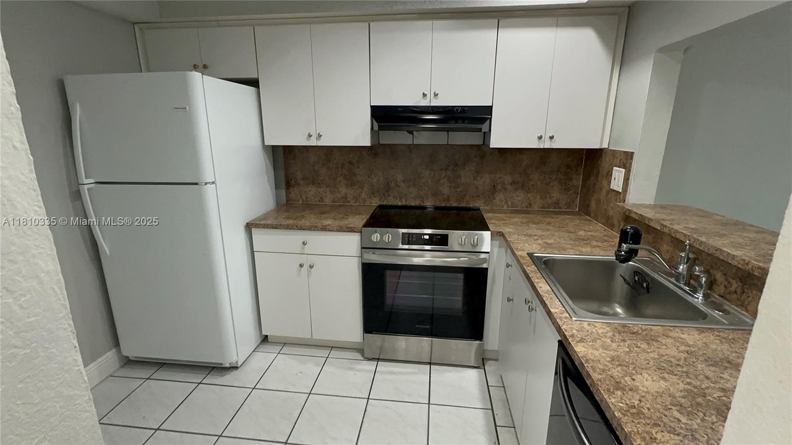 PINE GROVE CONDO - Residential Lease