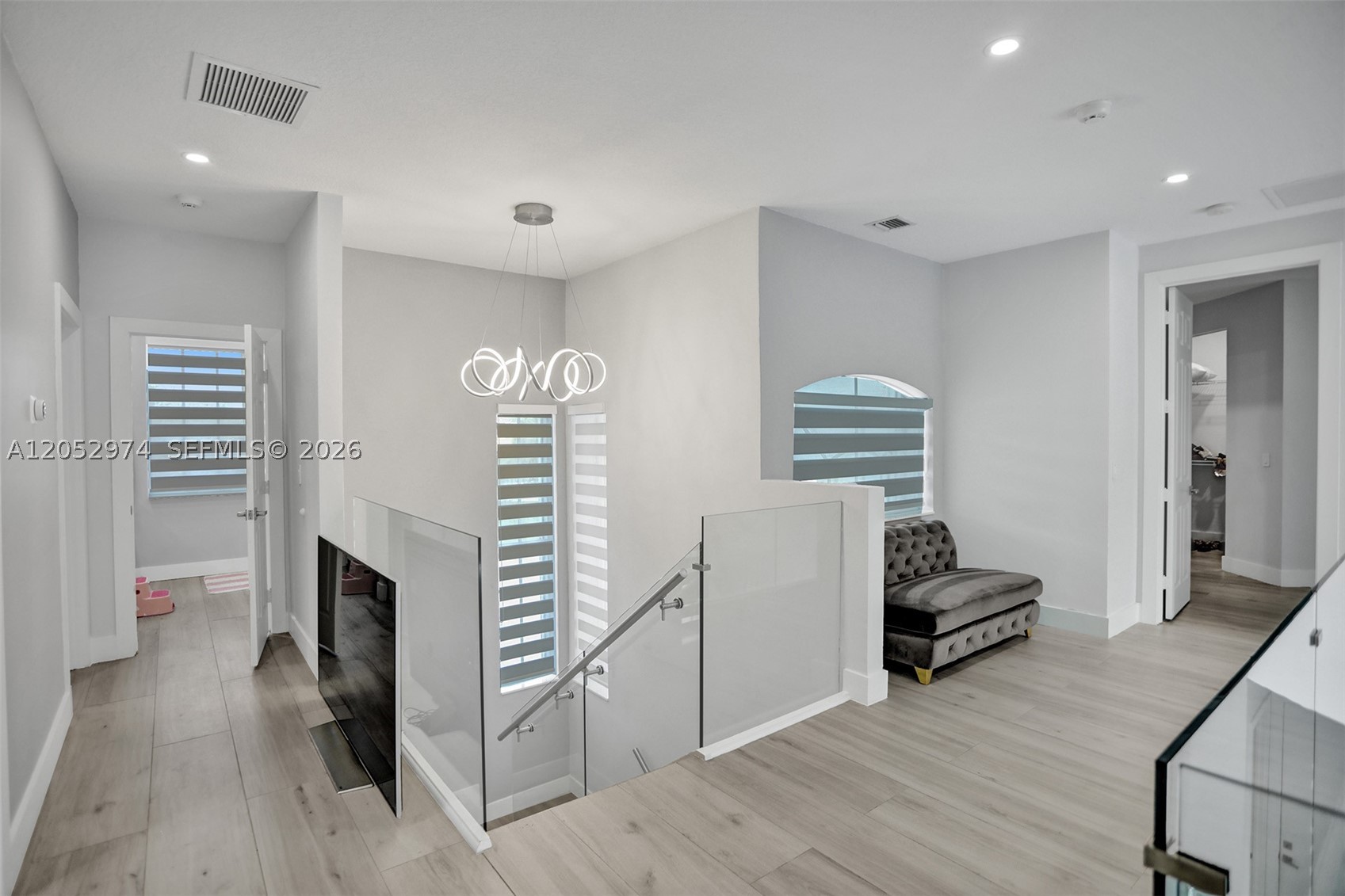 SUNSET LAKES PLAT THREE - Residential