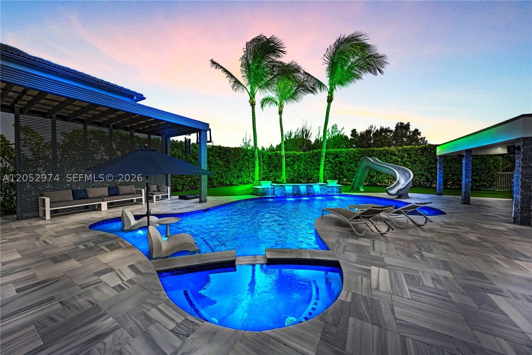 SUNSET LAKES PLAT THREE - Residential