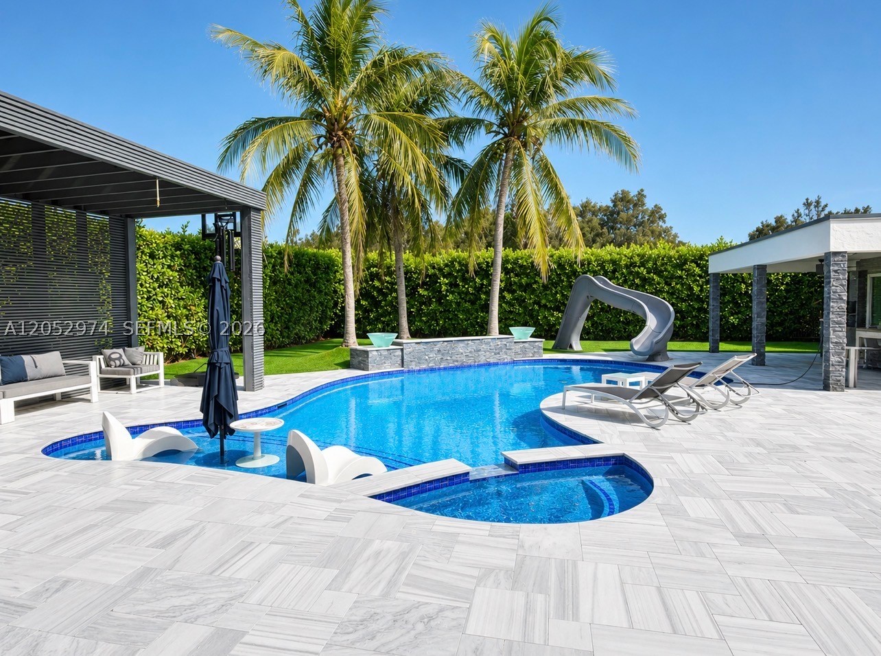 SUNSET LAKES PLAT THREE - Residential