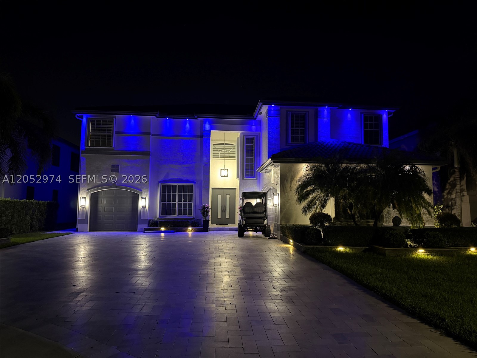 SUNSET LAKES PLAT THREE - Residential
