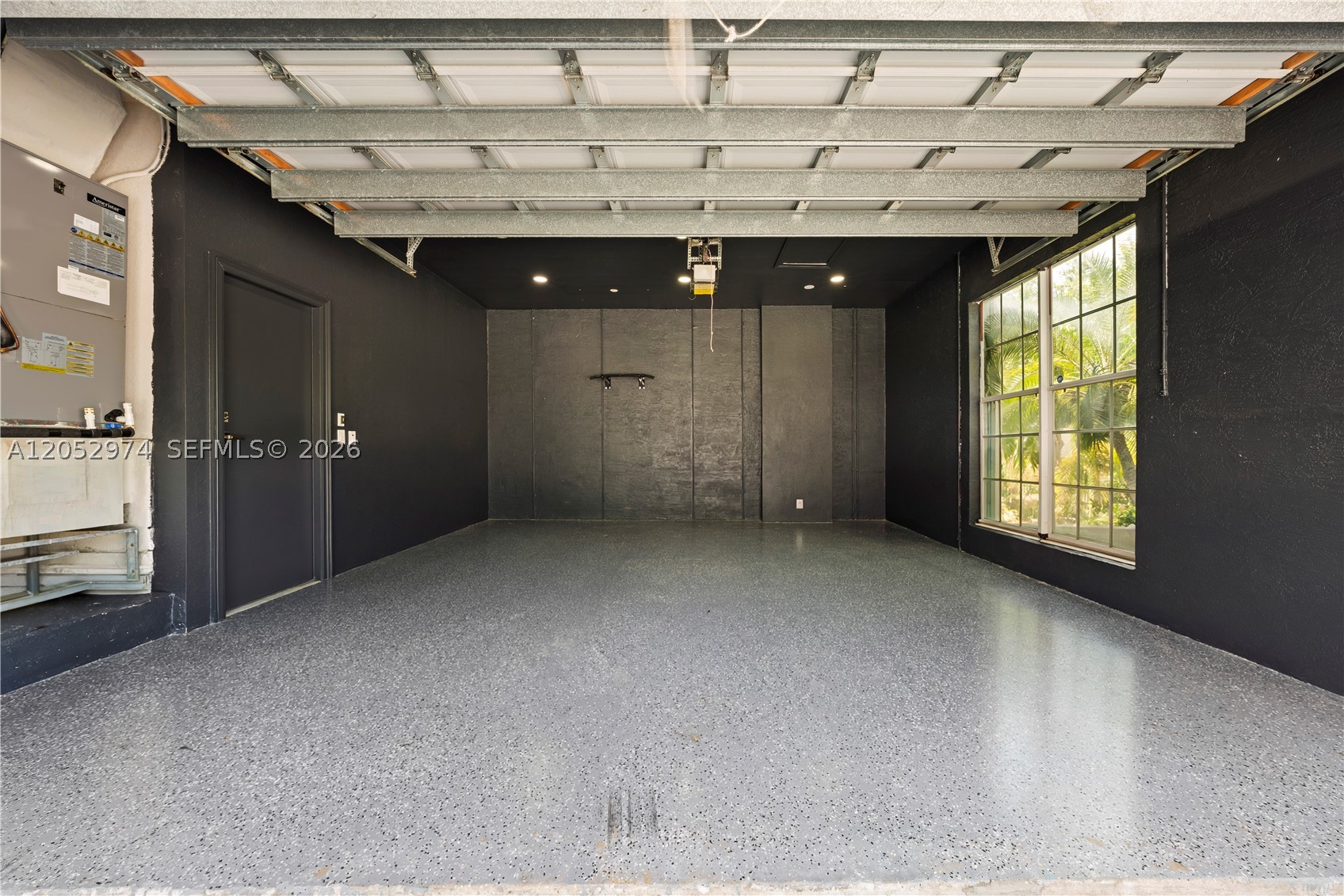 SUNSET LAKES PLAT THREE - Residential