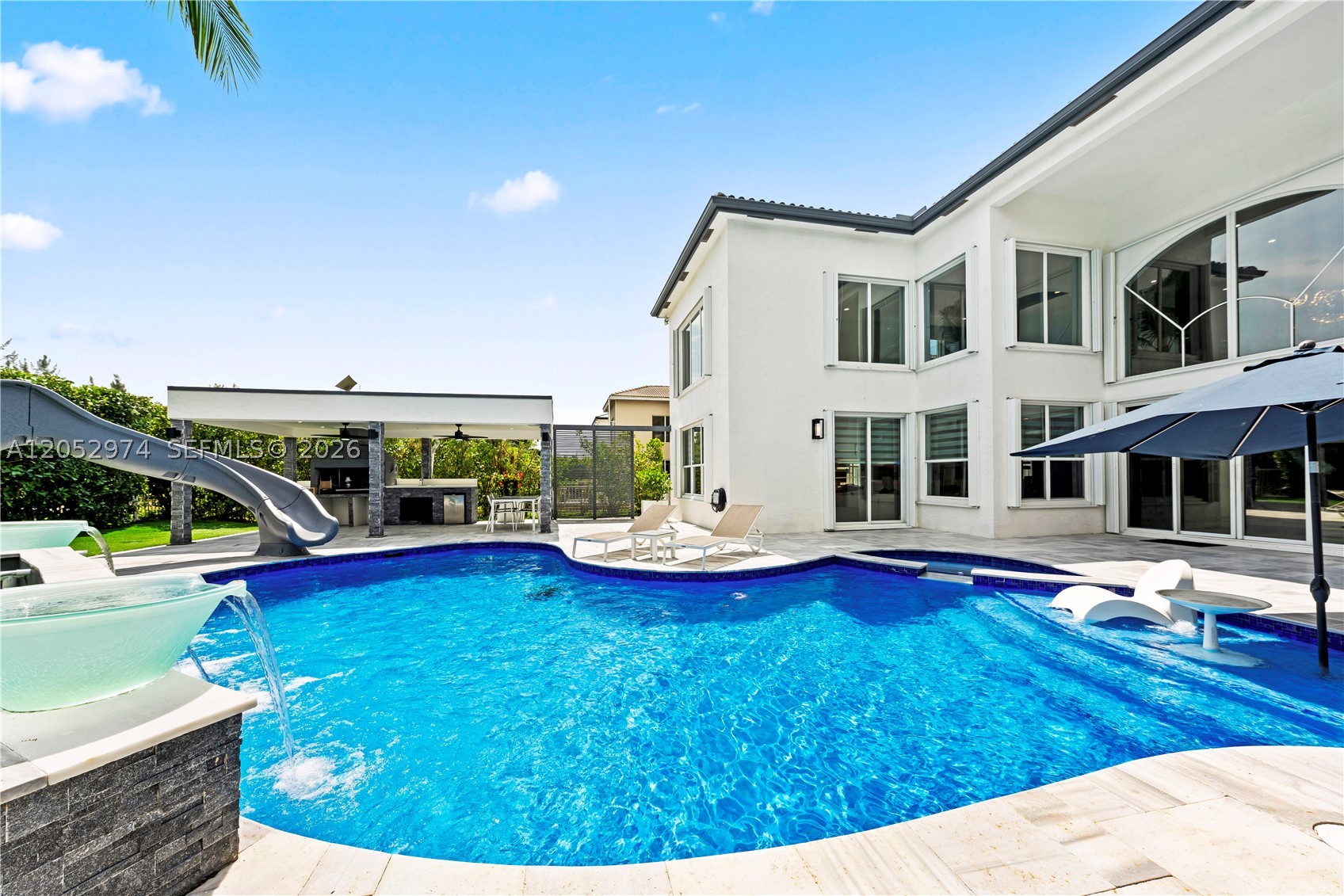 SUNSET LAKES PLAT THREE - Residential