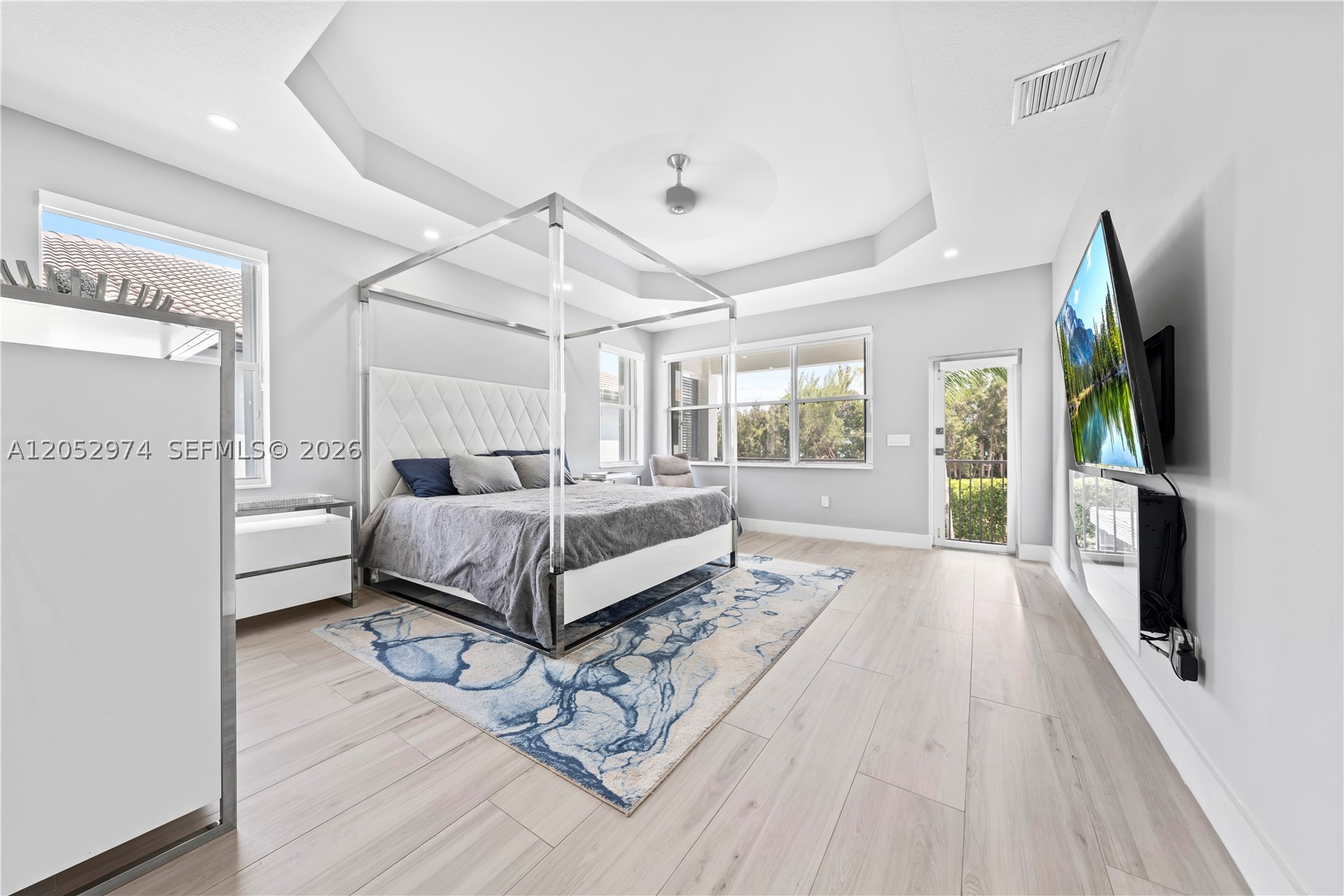 SUNSET LAKES PLAT THREE - Residential