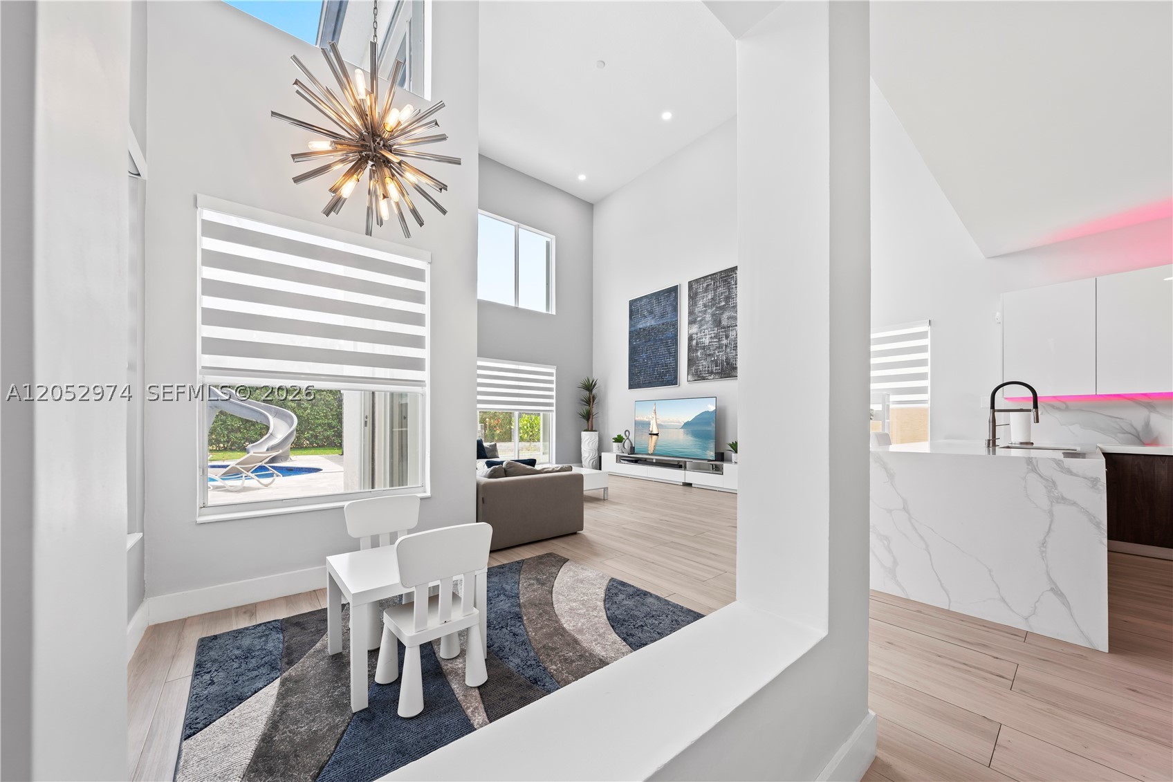 SUNSET LAKES PLAT THREE - Residential