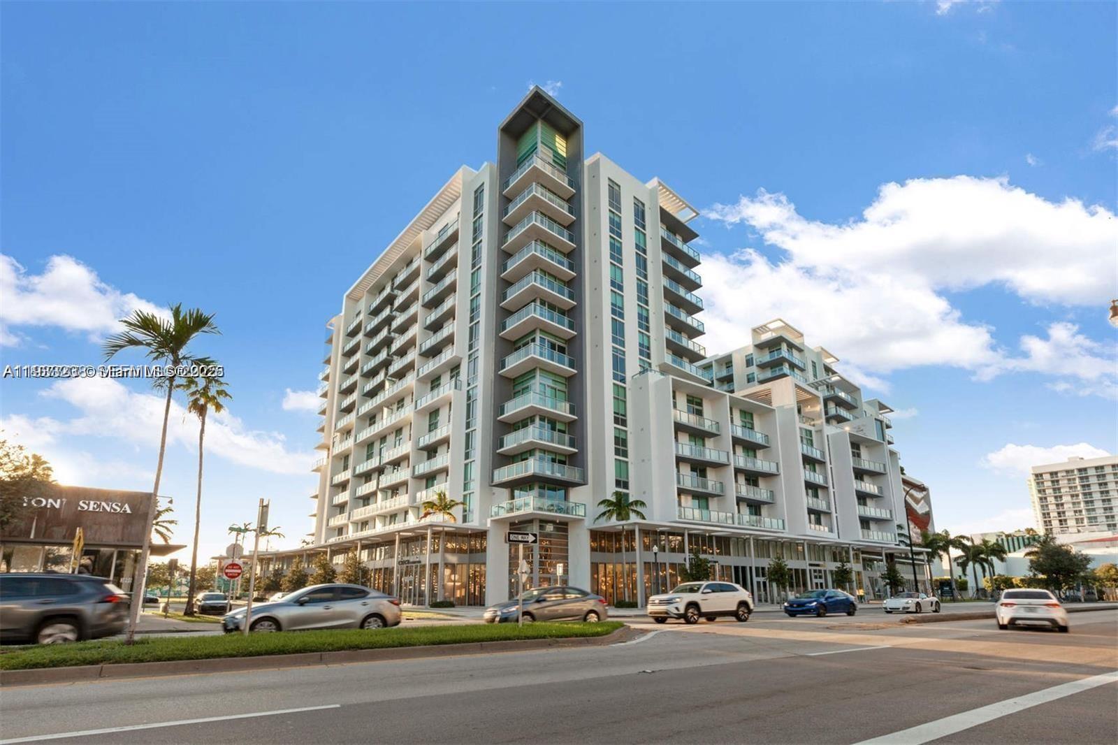 QUADRO CONDO - Residential