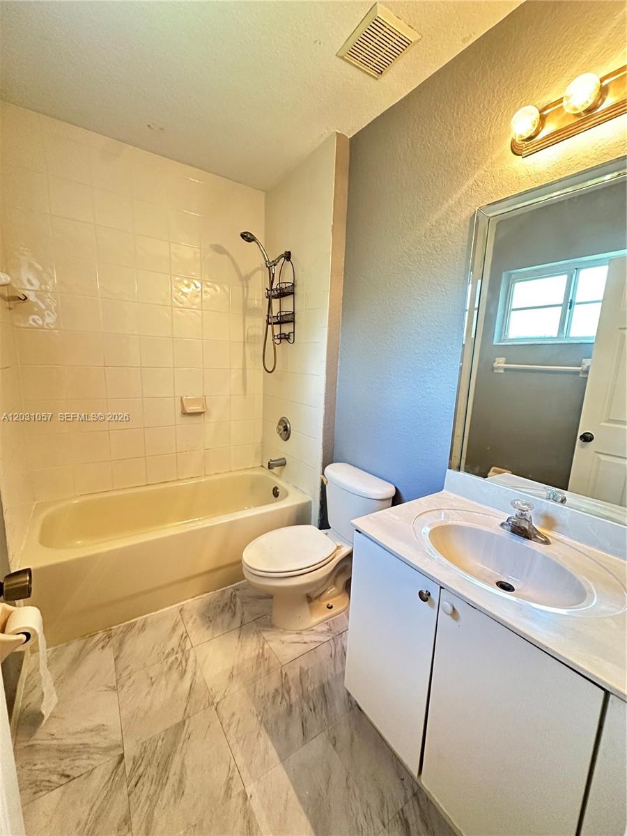 ABEL HOMES AT KEYS WINDS - Residential