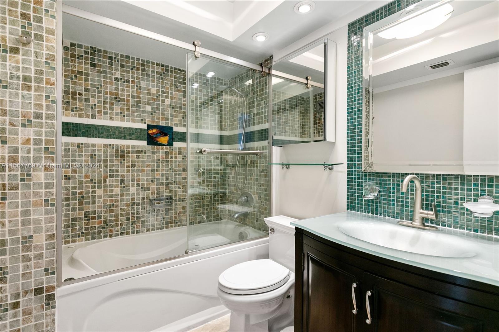ALLINGTON TOWERS NORTH CO - Residential Lease
