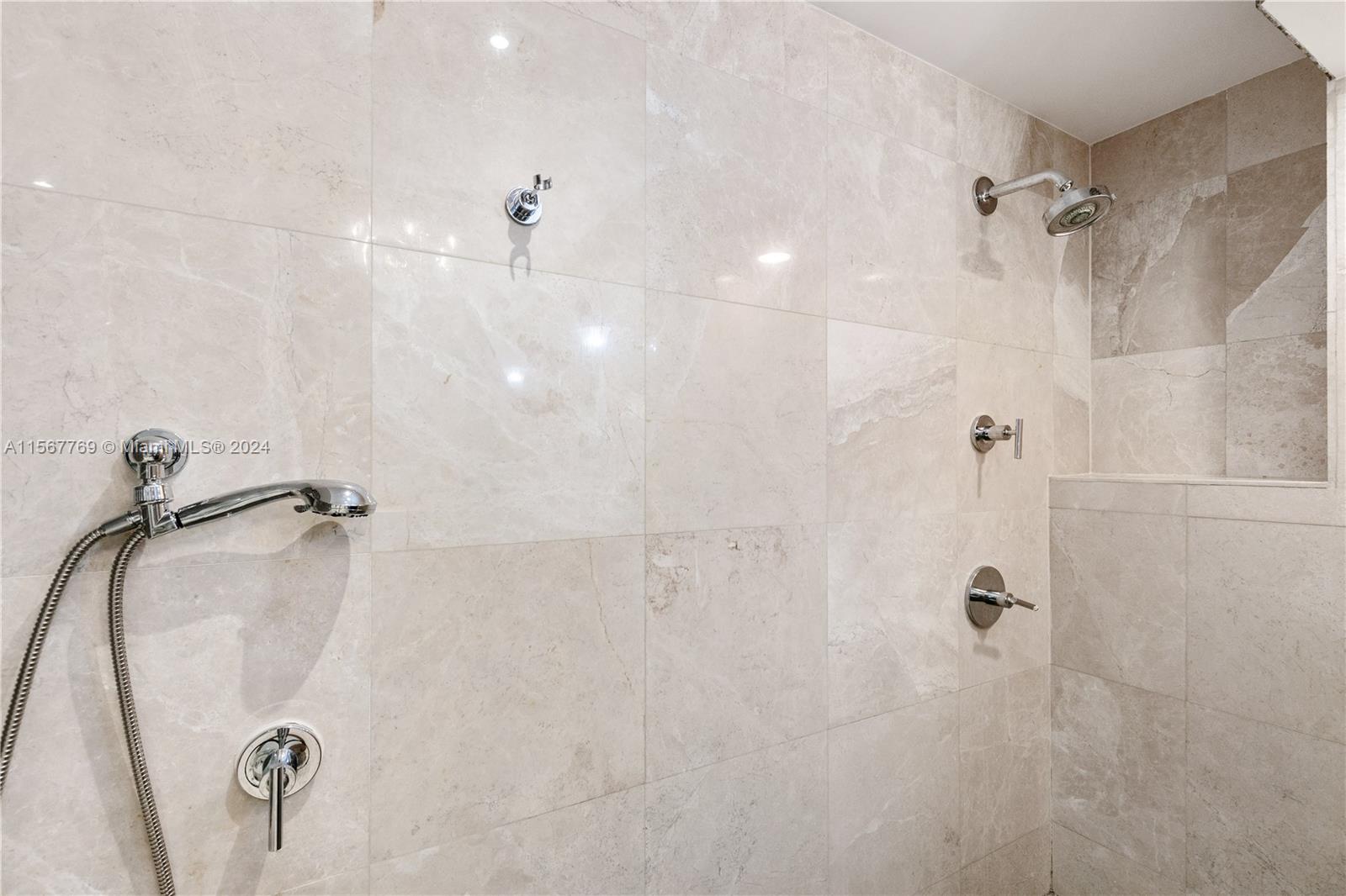 ALLINGTON TOWERS NORTH CO - Residential Lease